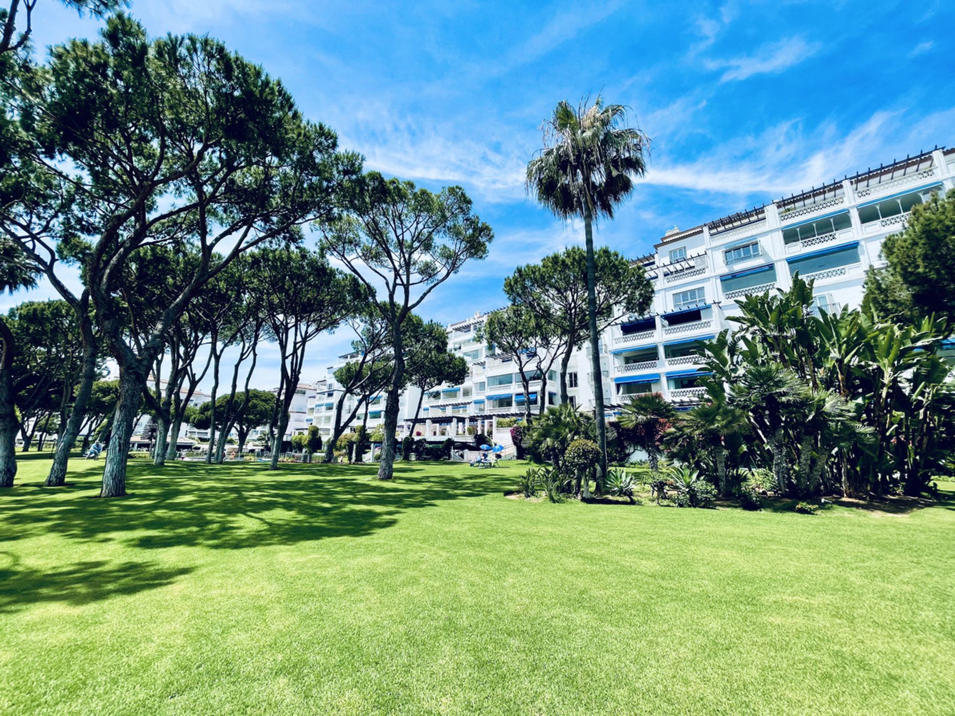 Kondominium w Marbella, Andalusia 10931752