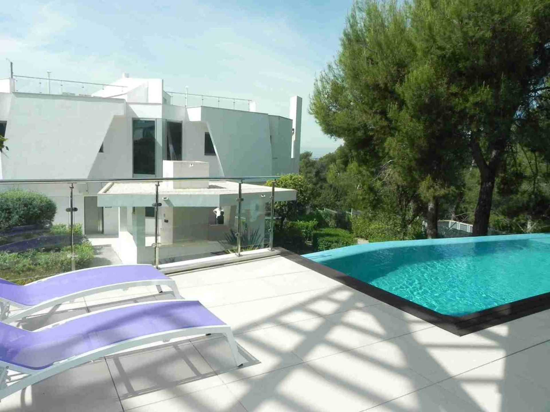 House in Marbella, Andalusia 10931772