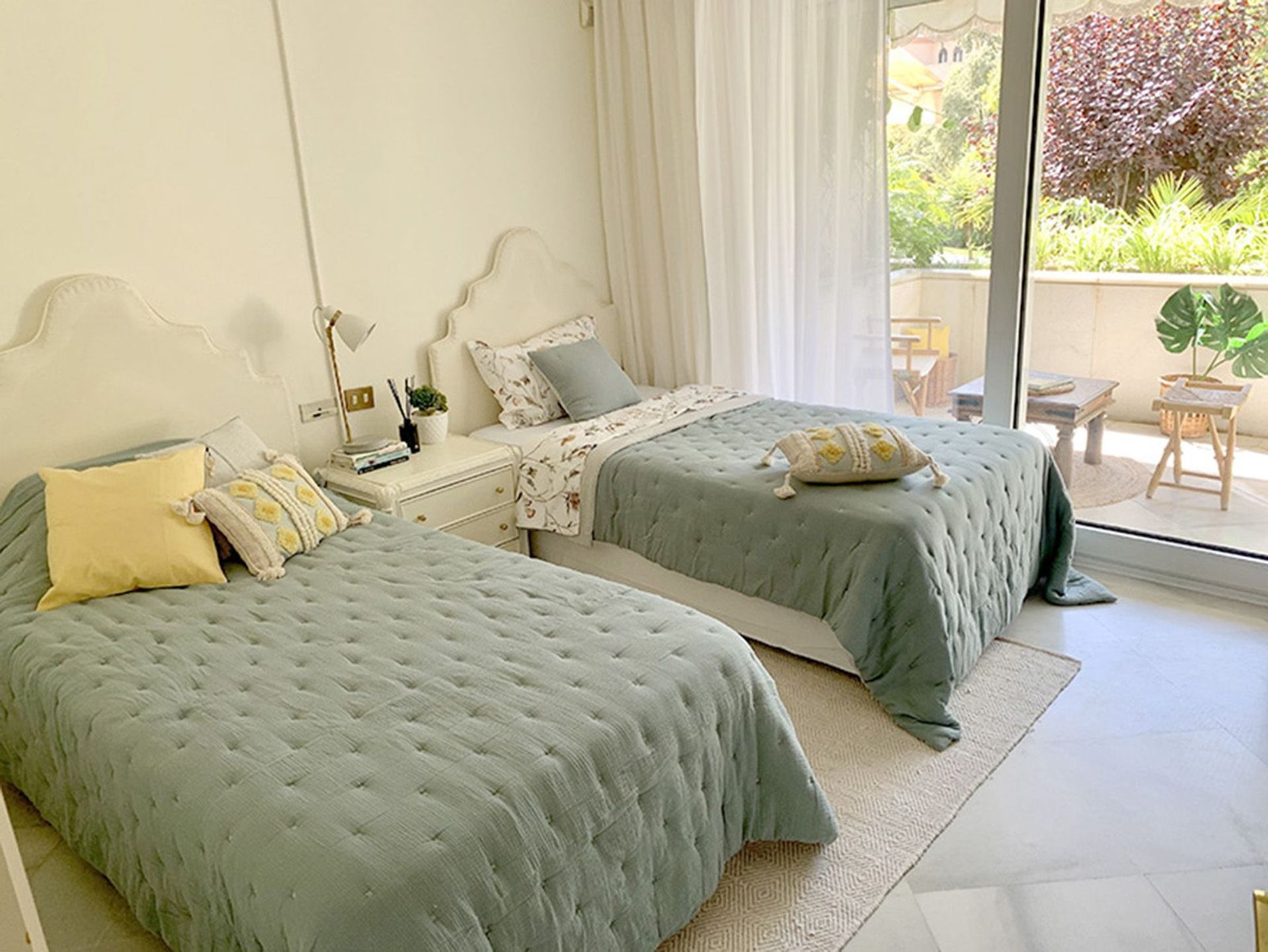 Condominium dans Marbella, Andalusia 10931807