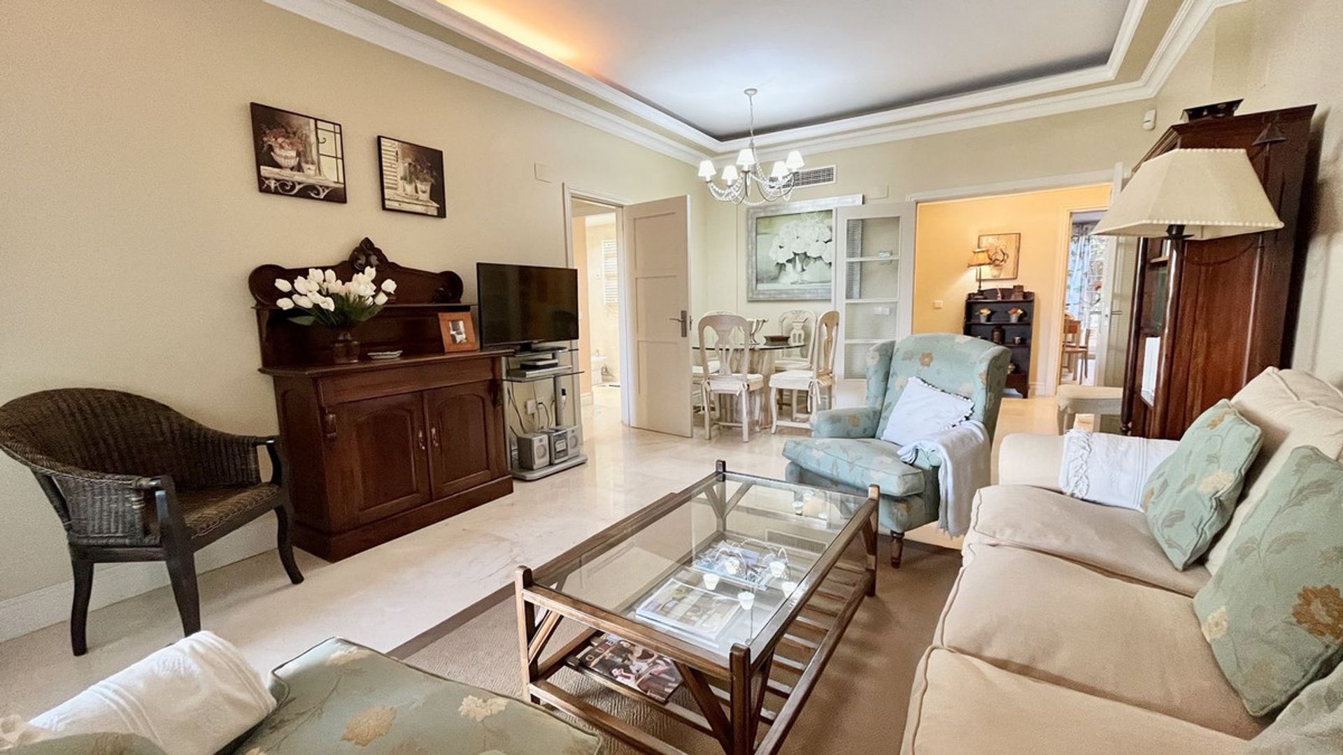 Condominium dans Marbella, Andalousie 10931808