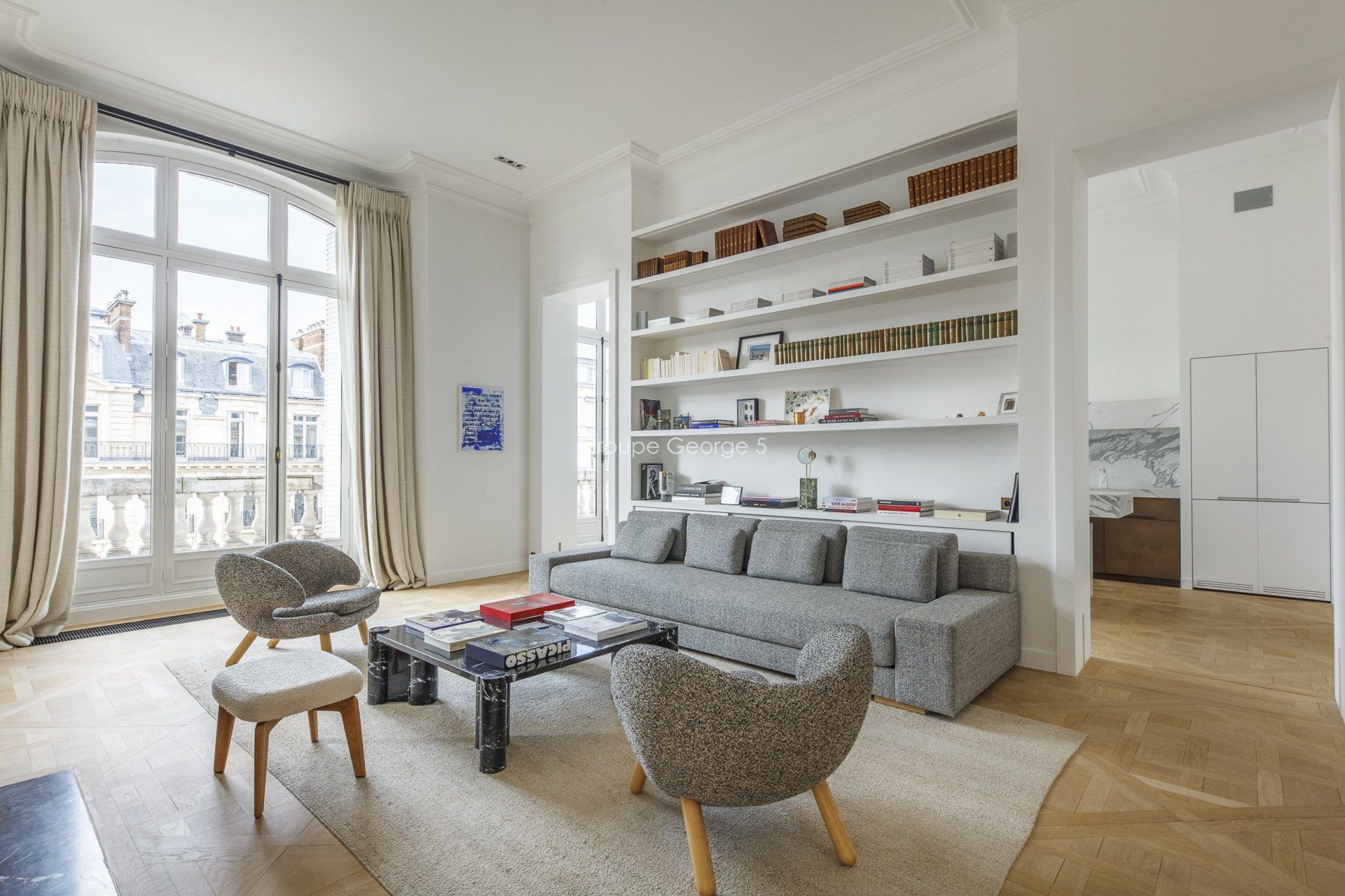 عمارات في Clichy, Ile-de-France 10931832