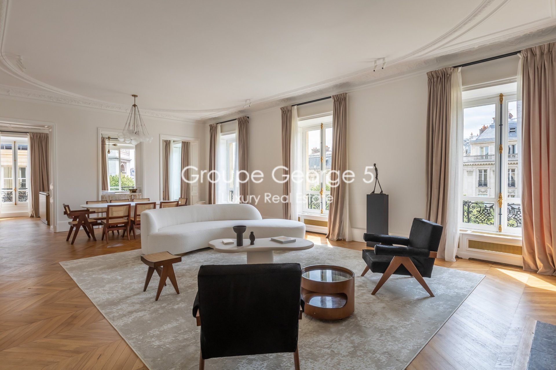 公寓 在 Issy-les-Moulineaux, Ile-de-France 10931834