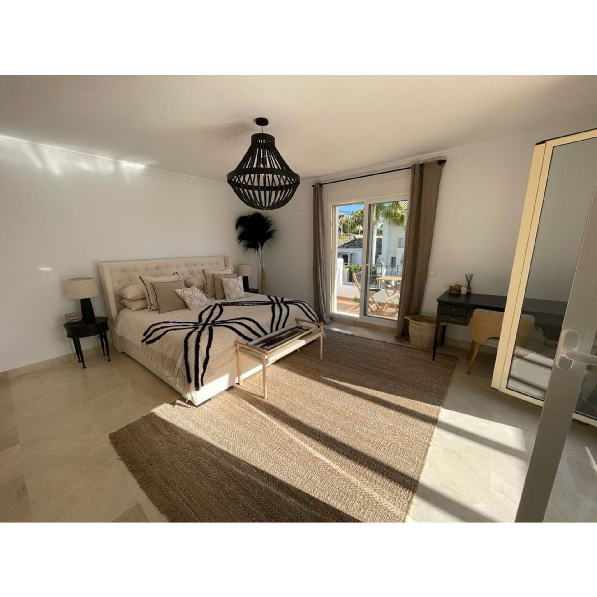 House in Marbella, Andalucía 10931838