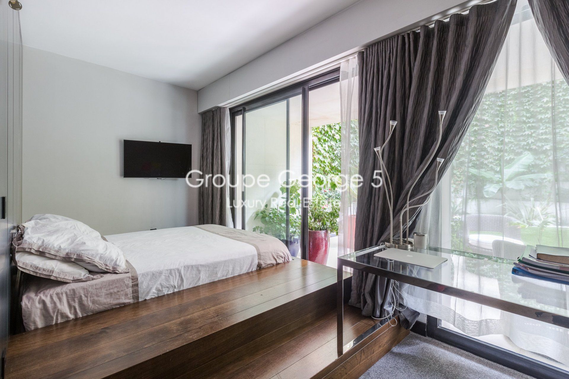 Condominio en Paris, Île-de-France 10931846