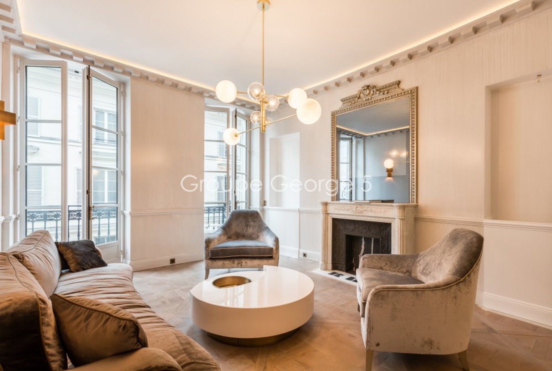 Condominium in Paris, Ile-de-France 10931859