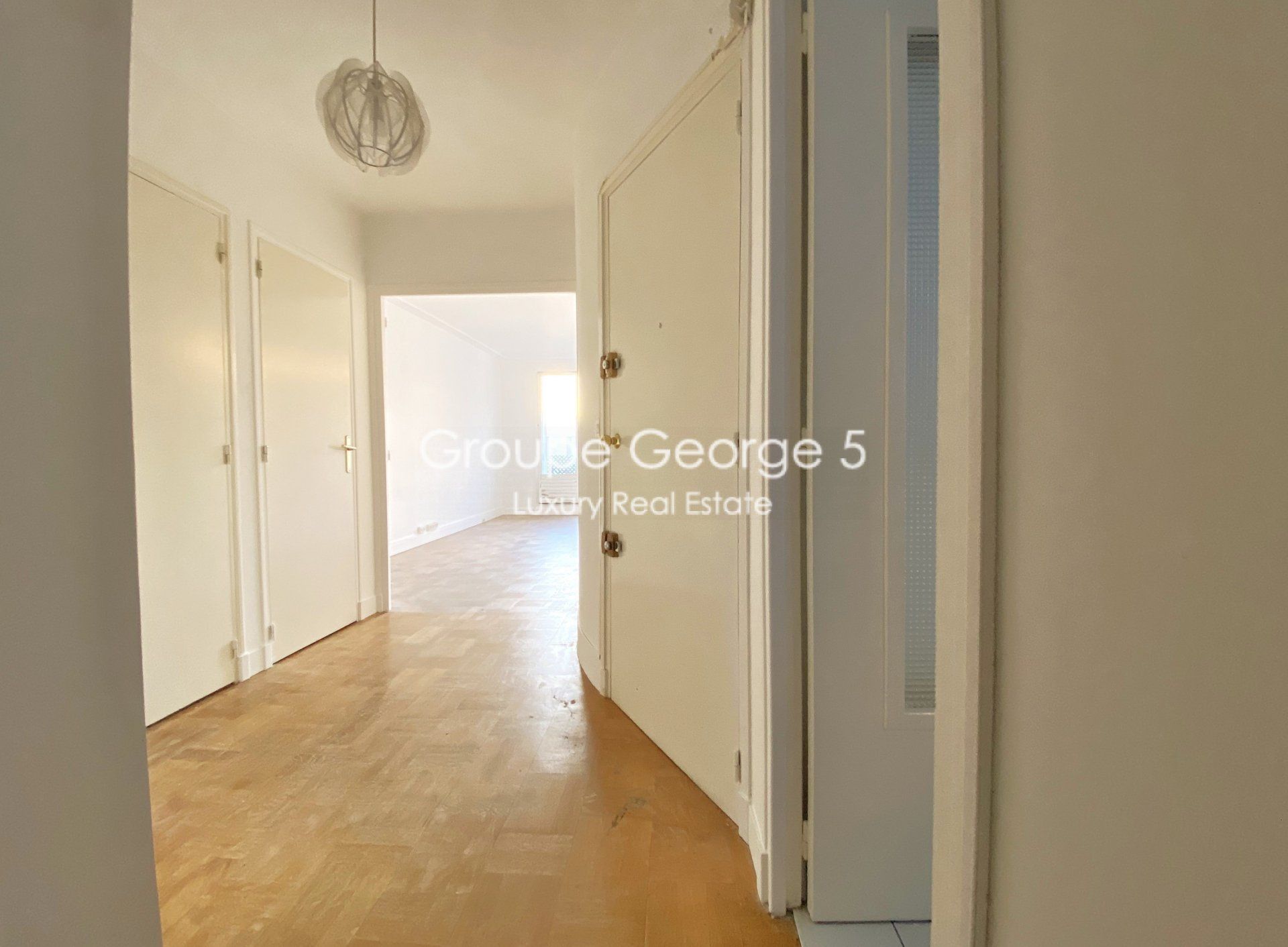 Condominio en Boulogne-Billancourt, Île-de-France 10931968