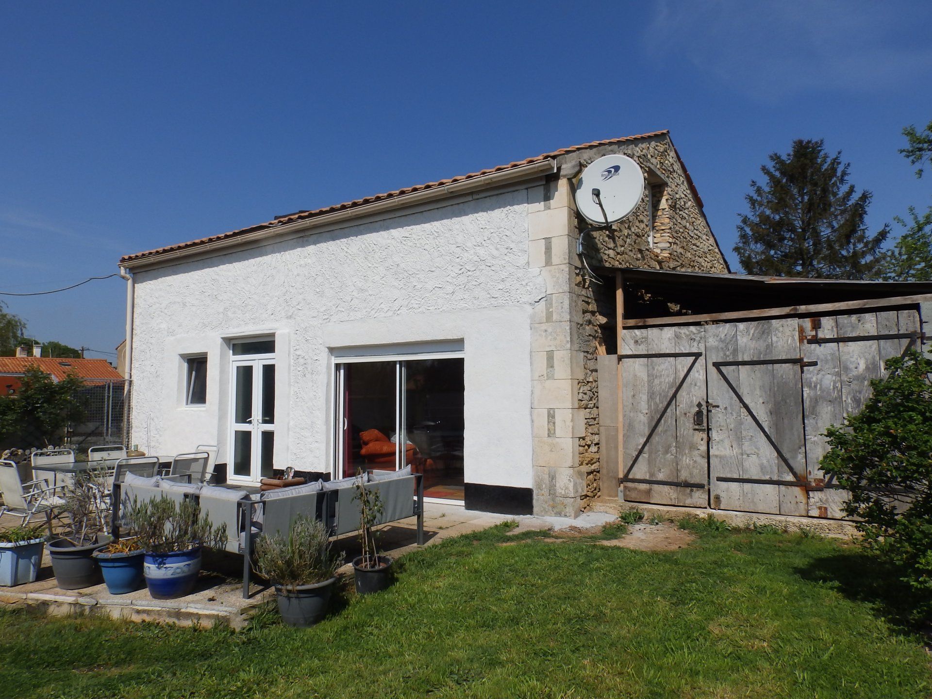 Будинок в Pamproux, Nouvelle-Aquitaine 10932154