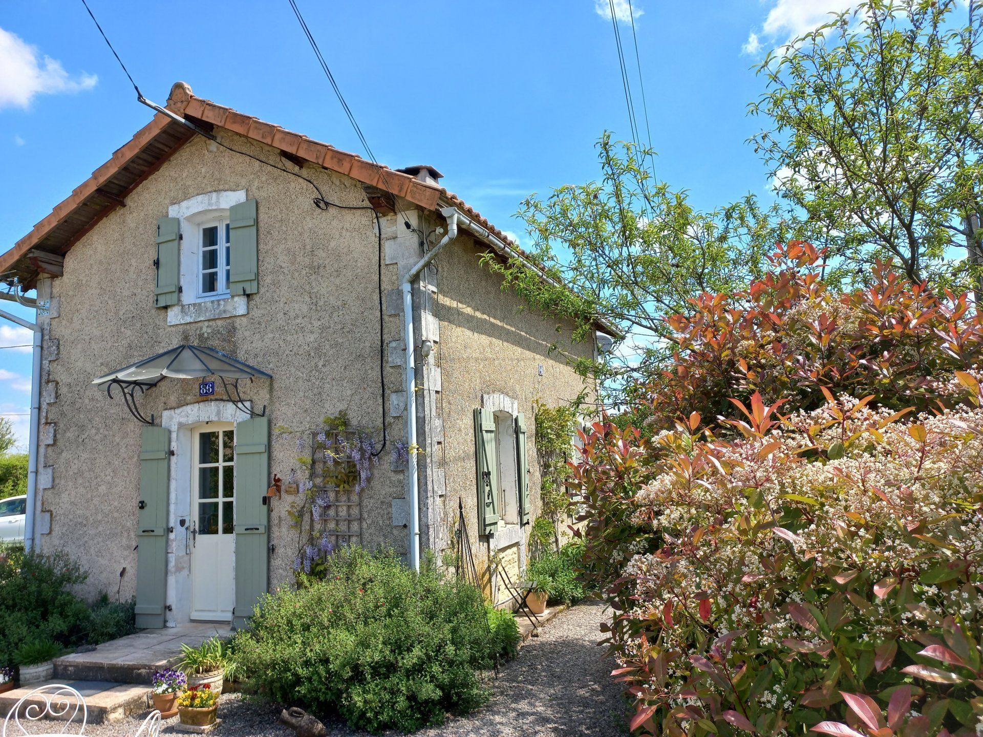 Condominium in La Celle-sous-Gouzon, Nouvelle-Aquitaine 10932176