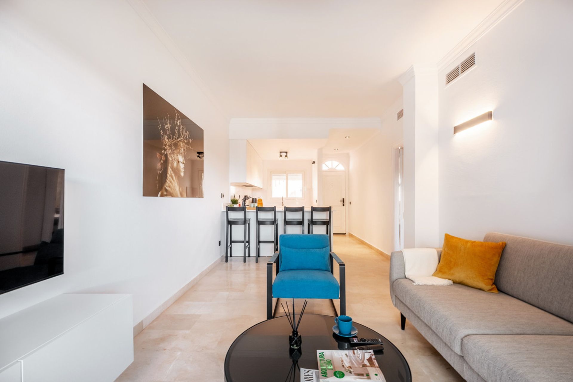 Condominium in Montalban de Córdoba, Andalusië 10932444