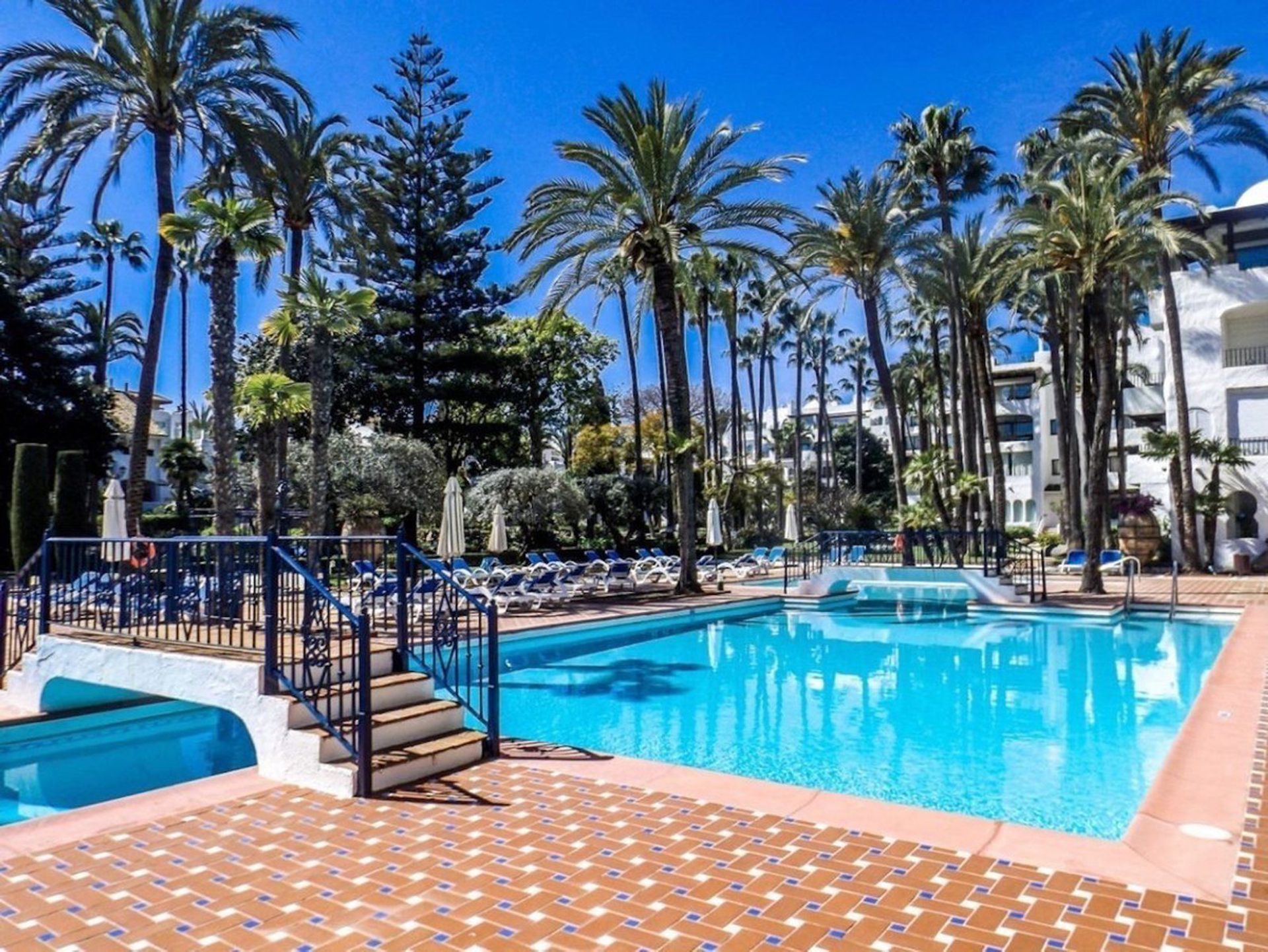 Квартира в Marbella, Andalusia 10932580