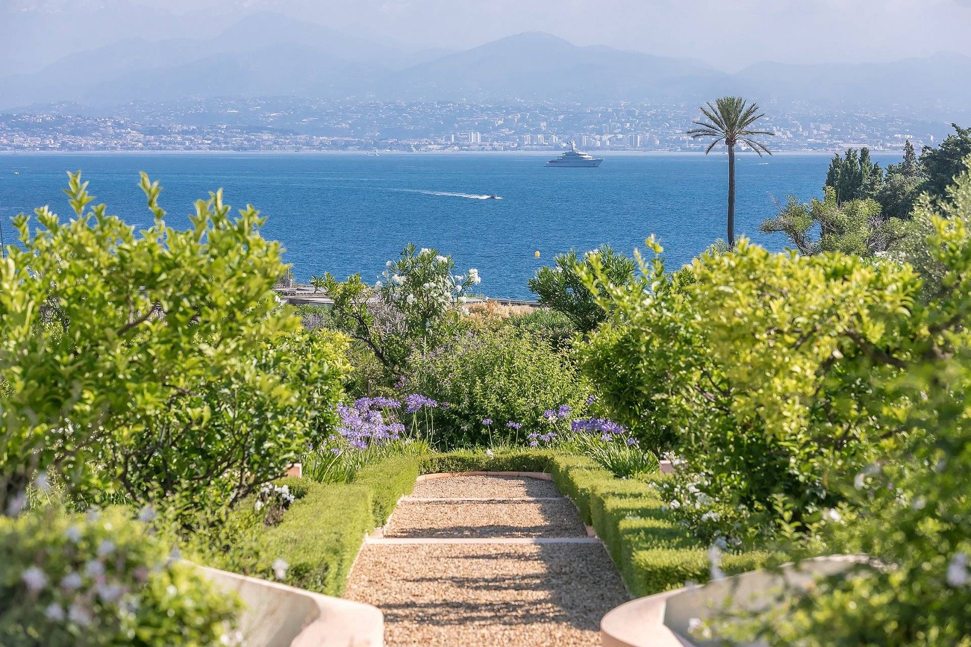 मकान में Antibes, Provence-Alpes-Côte d'Azur 10936350