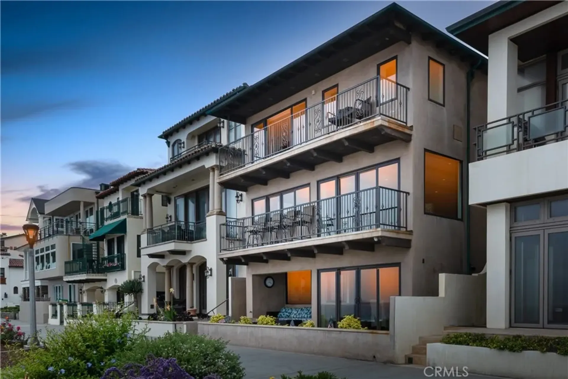 عمارات في Manhattan Beach, California 10936840