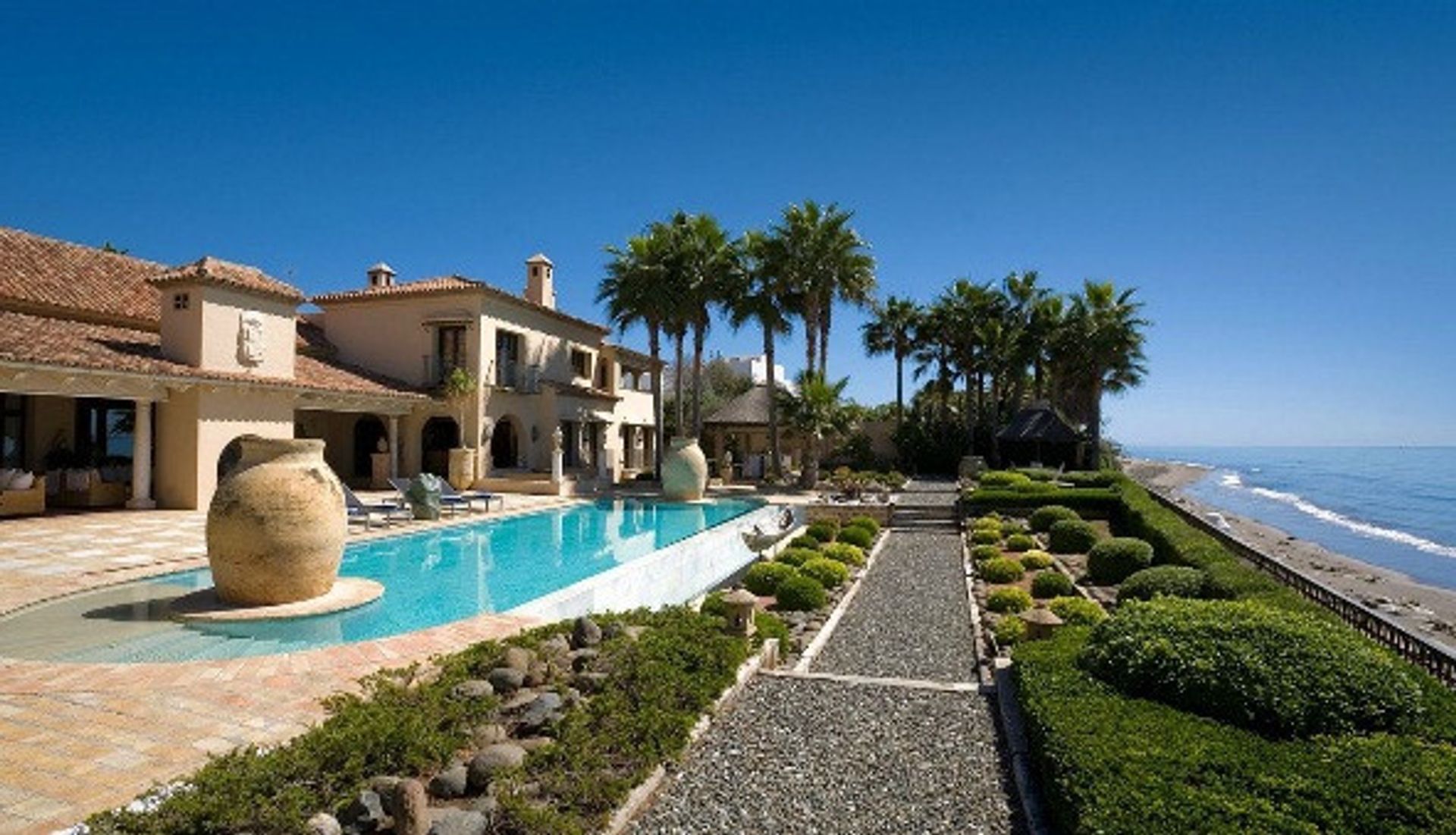 سكني في Marbella, Andalucía 10937219