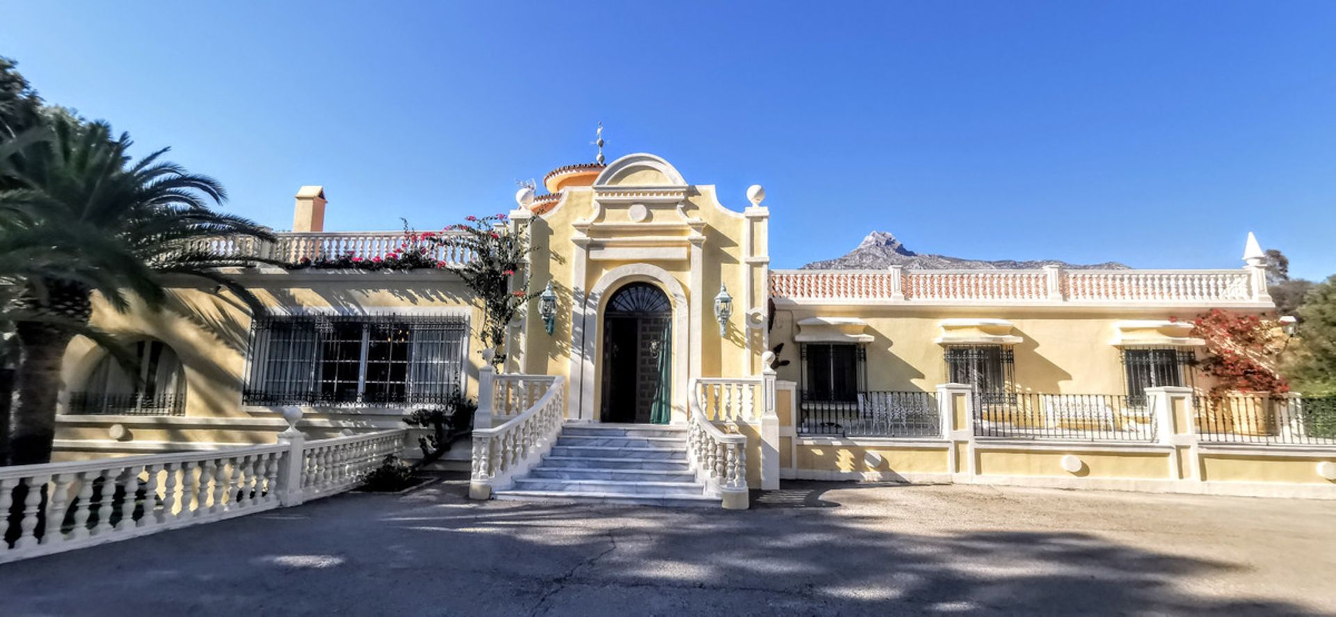 سكني في Marbella, Andalucía 10937394