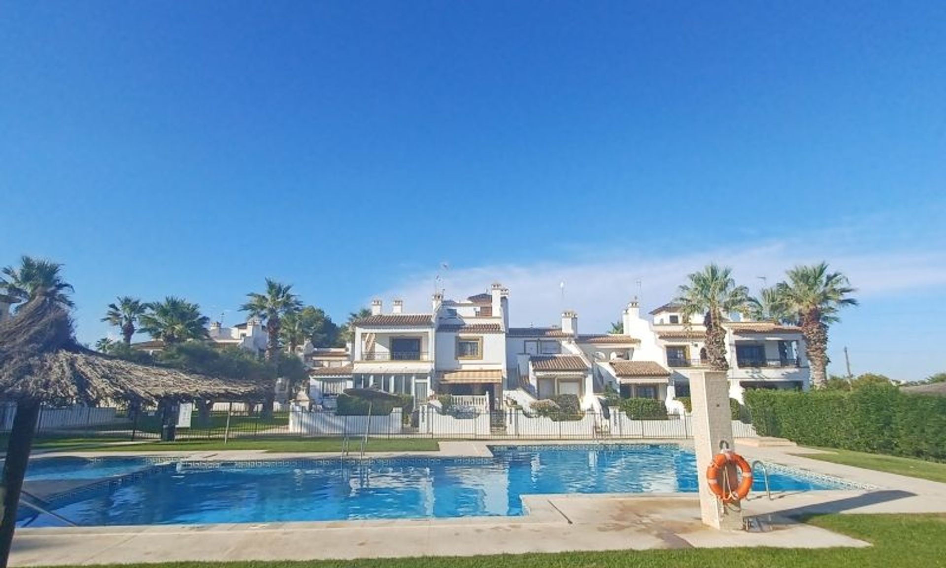 Huis in Dehesa de Campoamor, Valencian Community 10937467