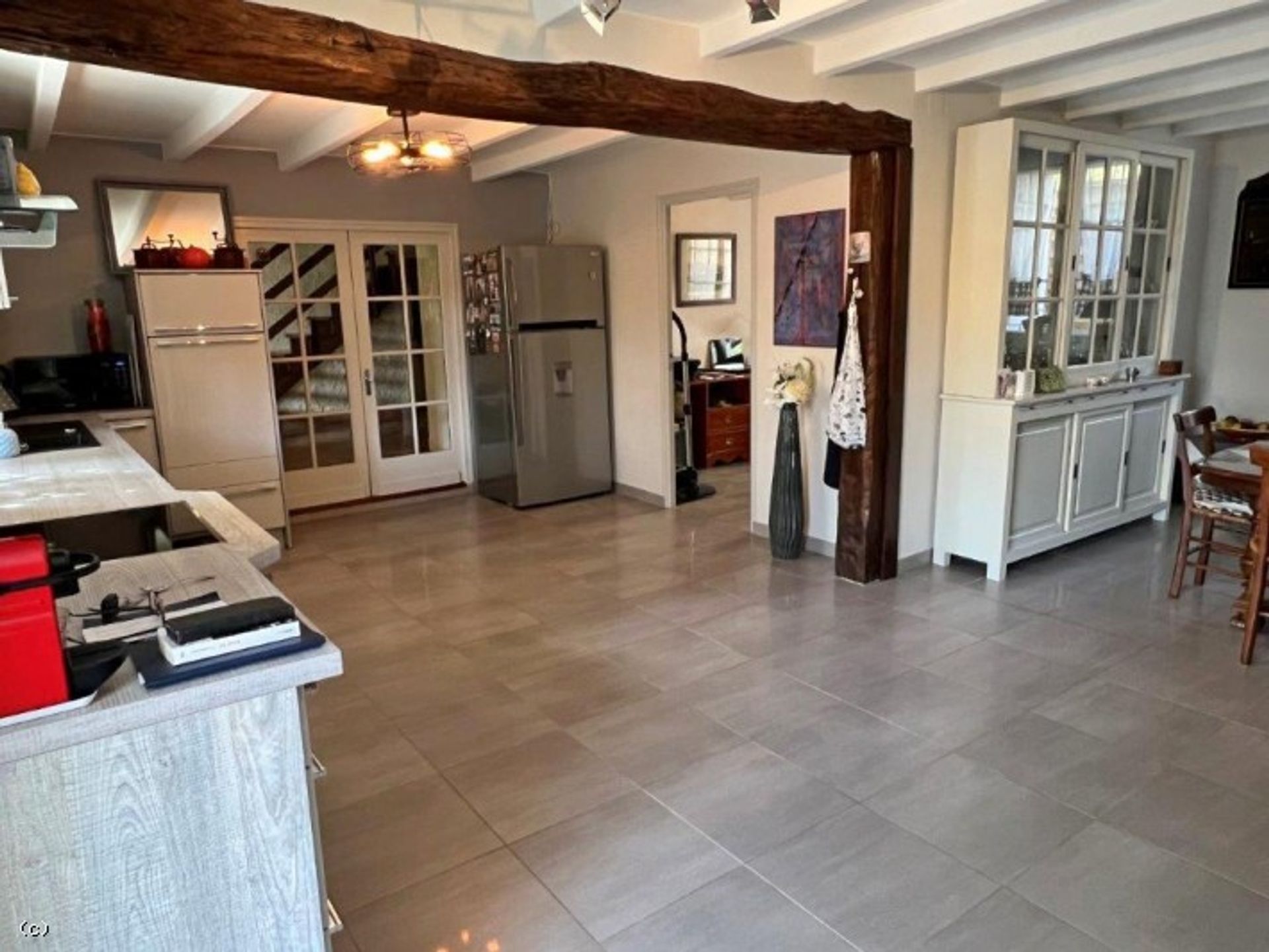 Casa nel Aunac-sur-Charente, Nouvelle-Aquitaine 10937688