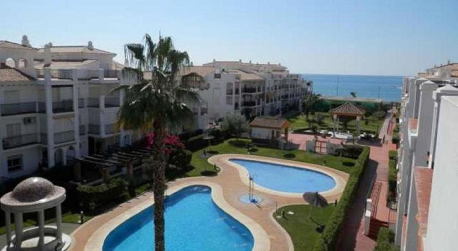 Eigentumswohnung im Torrox Costa, Andalusia 10938623