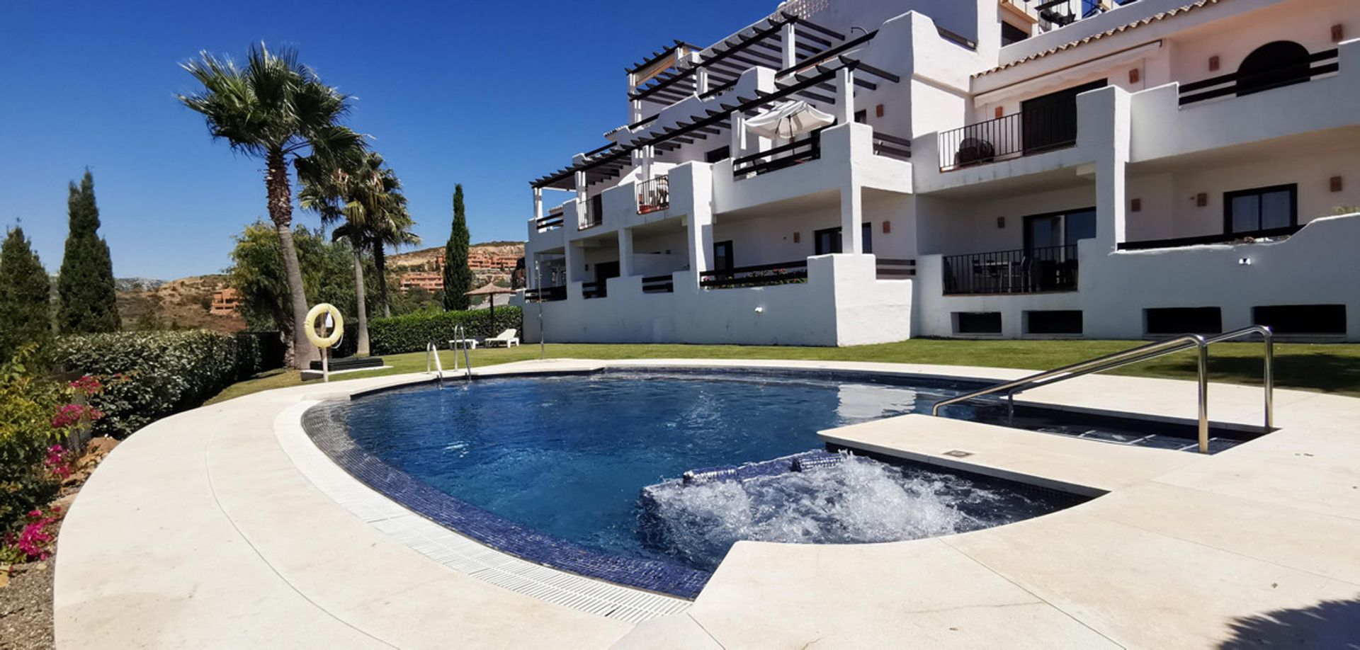 Condominio en Casares, Andalucía 10938646