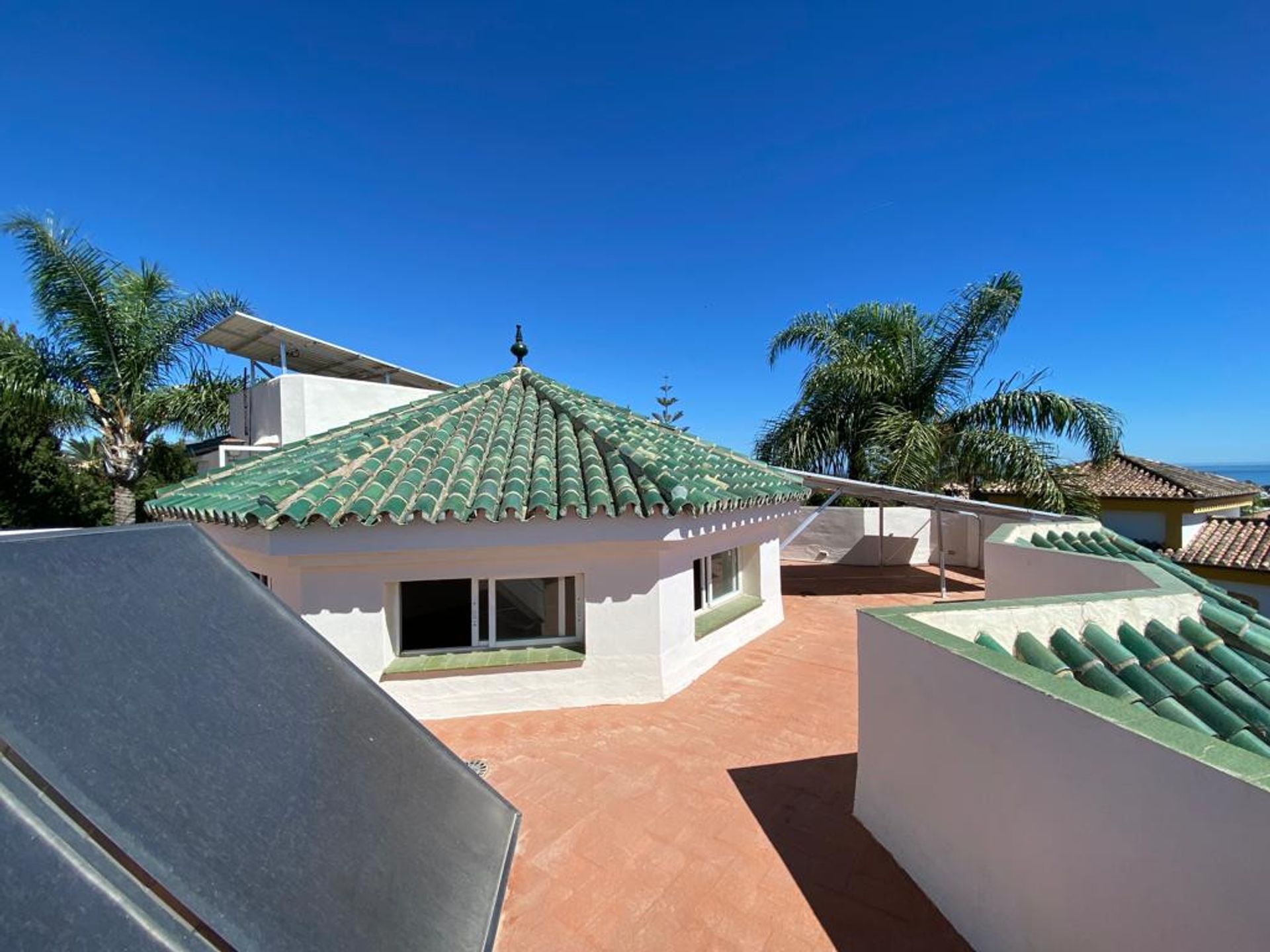 rumah dalam Estepona, Andalucía 10939405