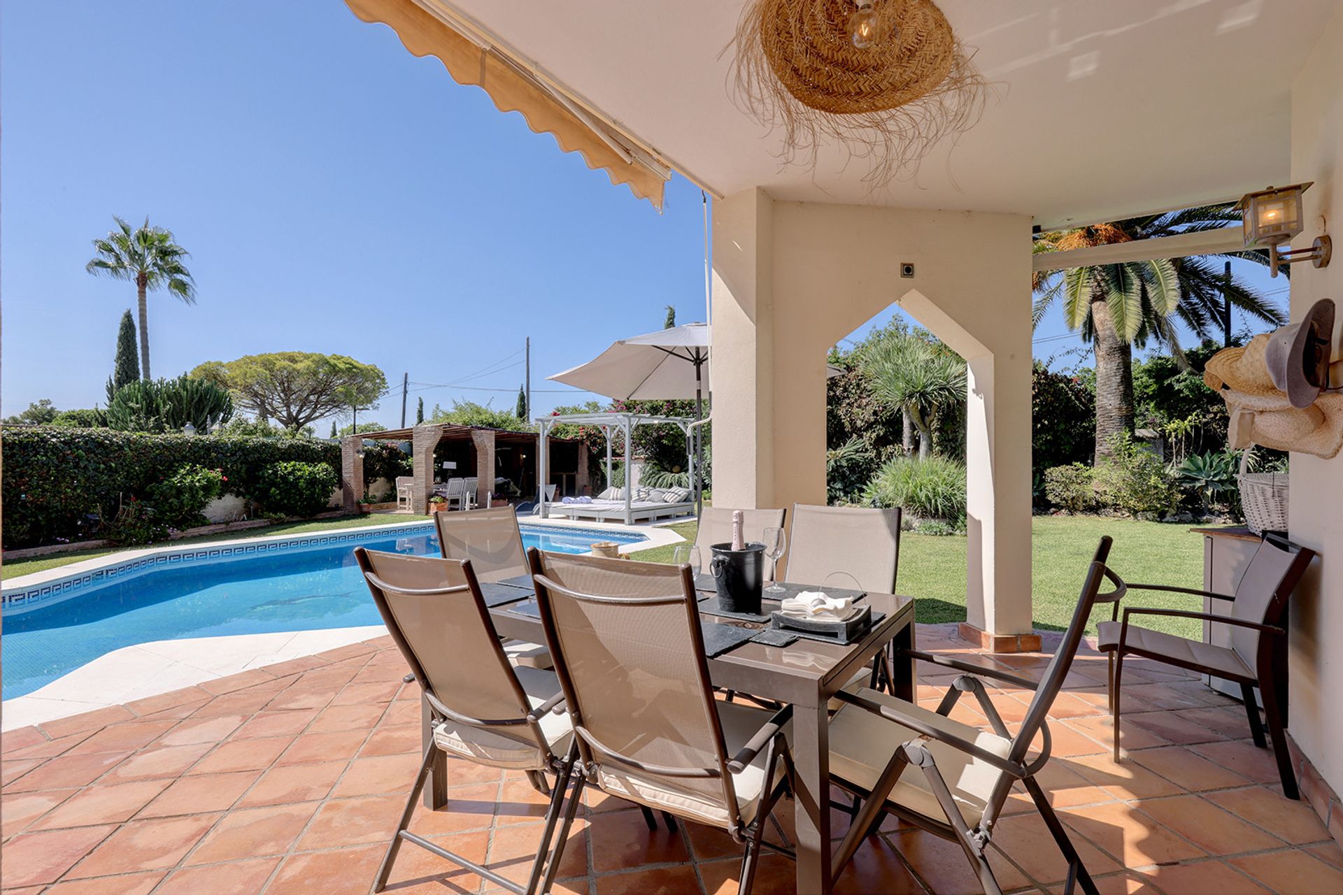 rumah dalam Estepona, Andalucía 10939405