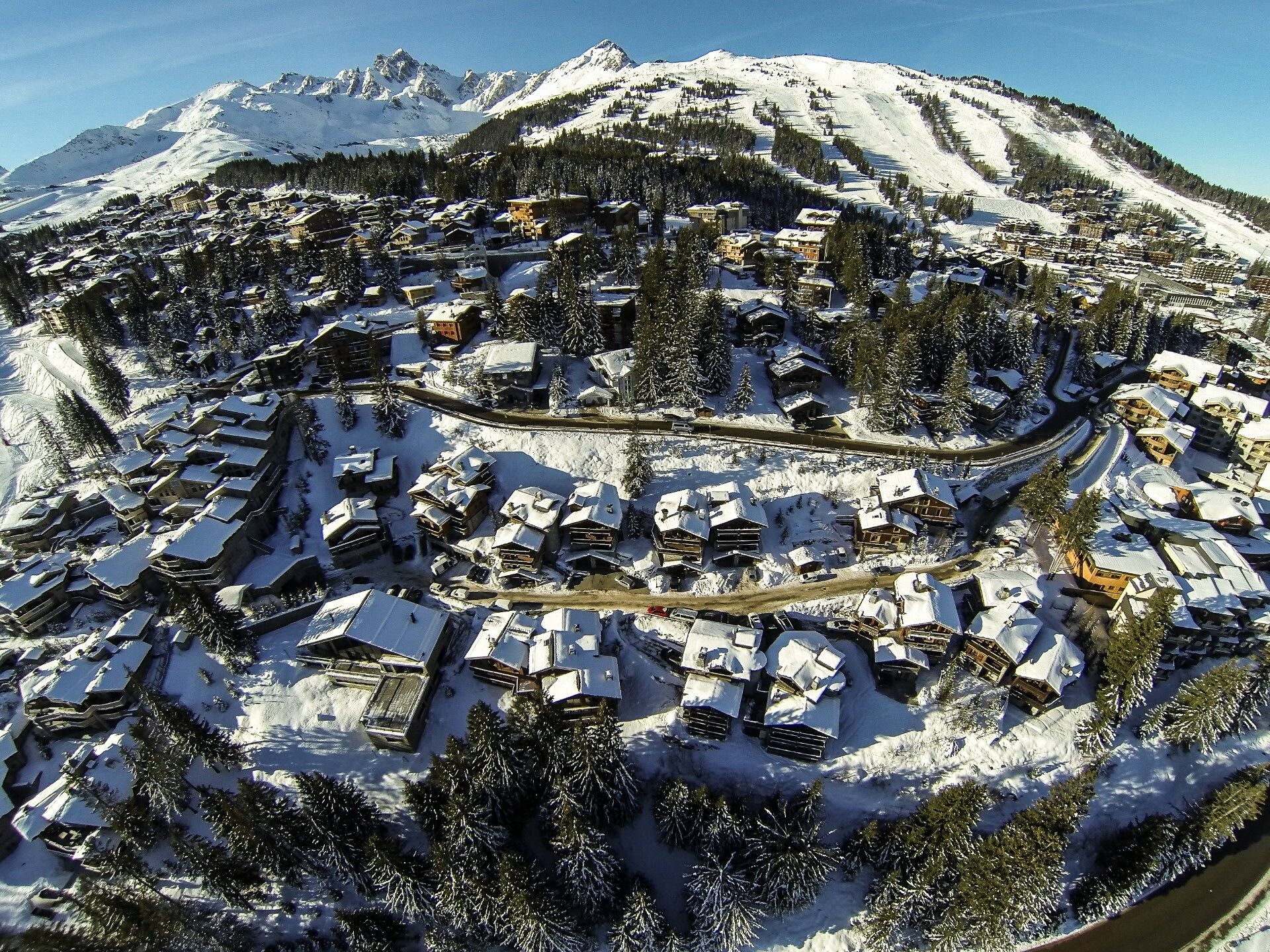 Osakehuoneisto sisään Courchevel, Auvergne-Rhône-Alpes 10939473