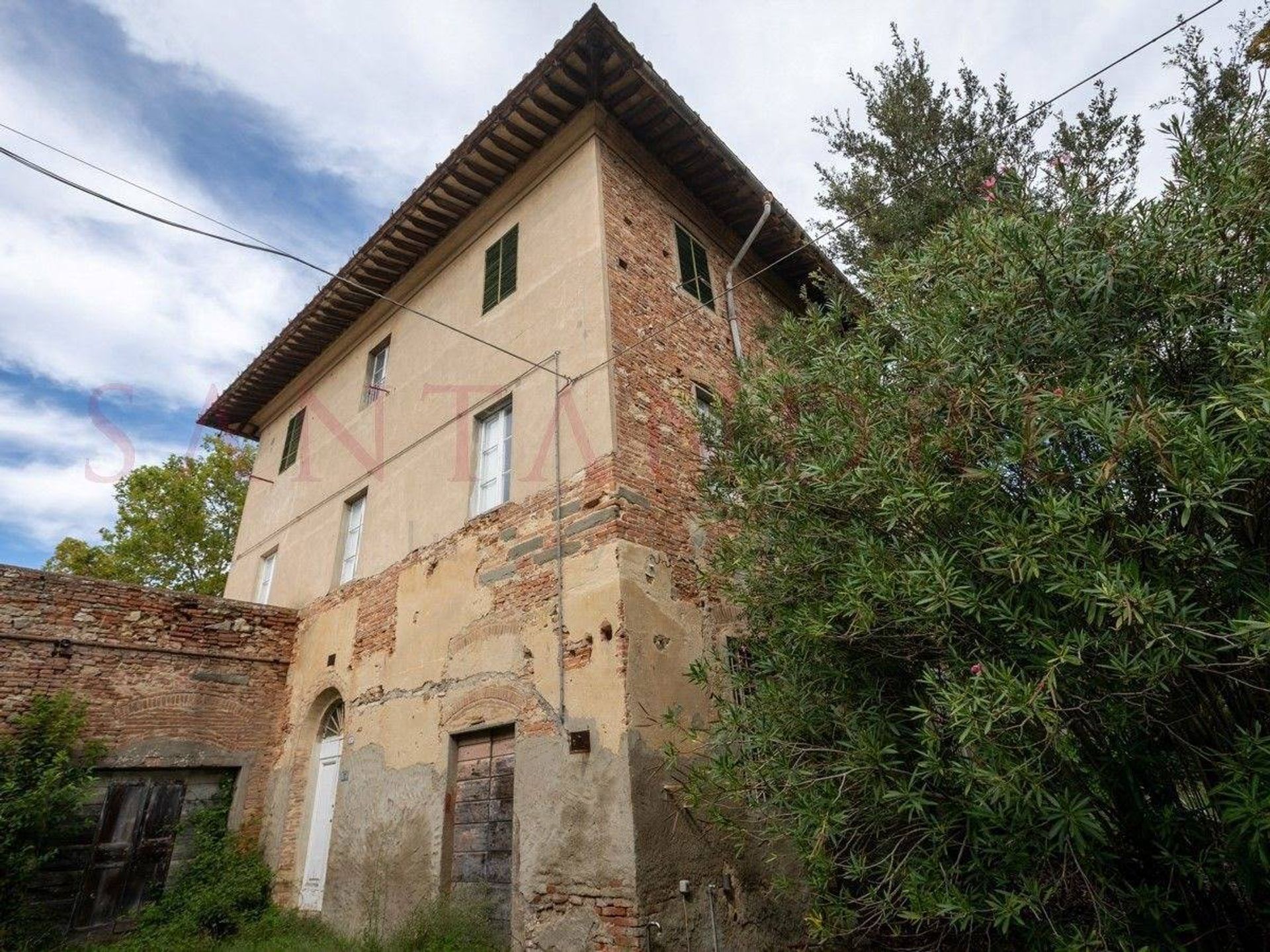 Hus i Crespina, Tuscany 10939929