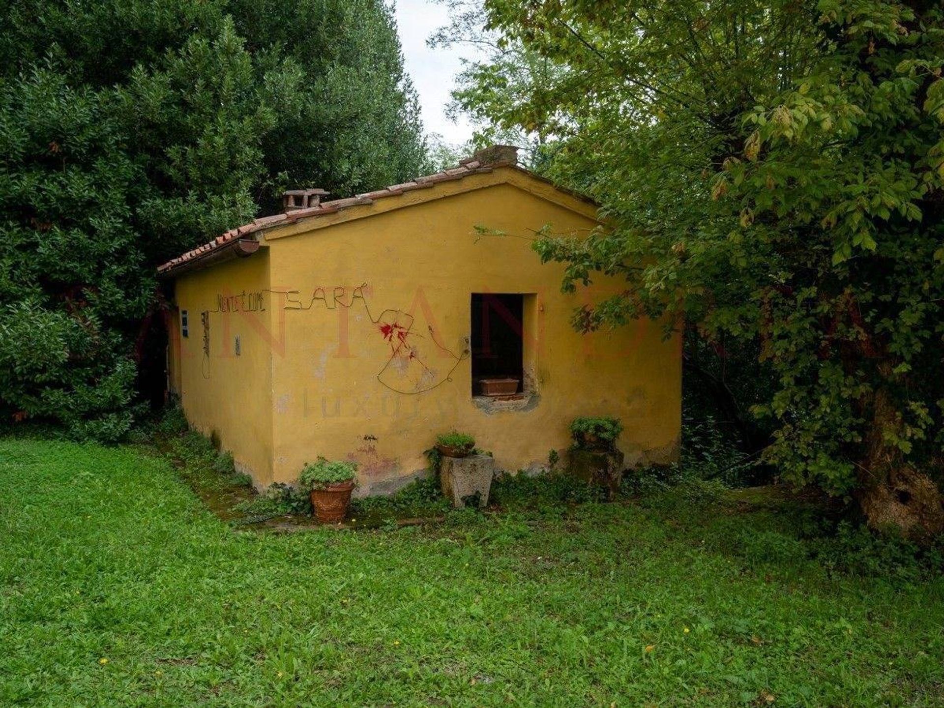 Hus i Crespina, Tuscany 10939929