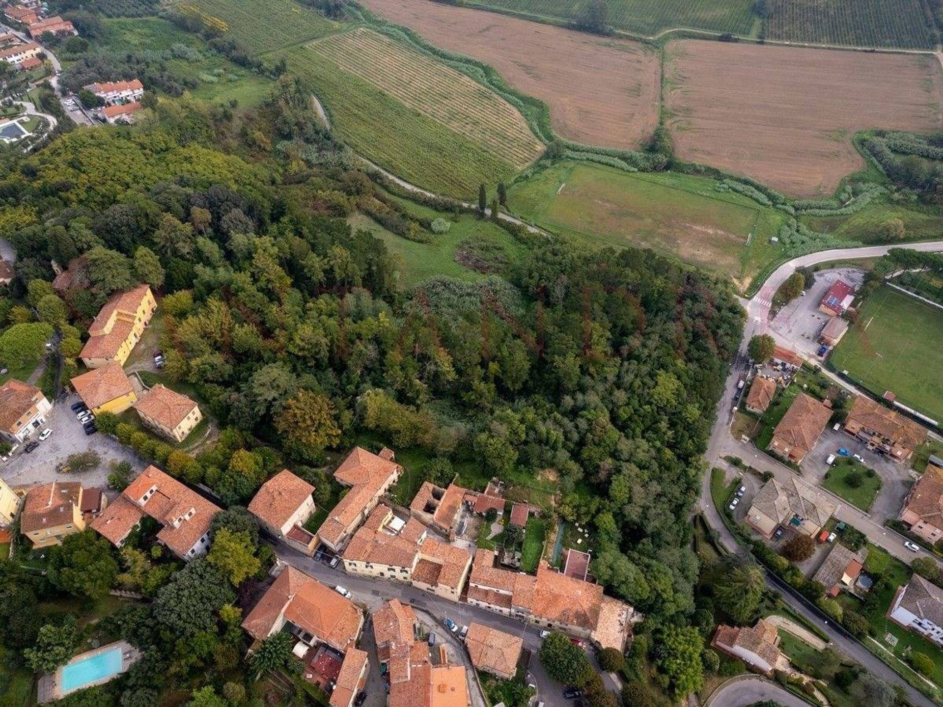 rumah dalam Crespina, Tuscany 10939929