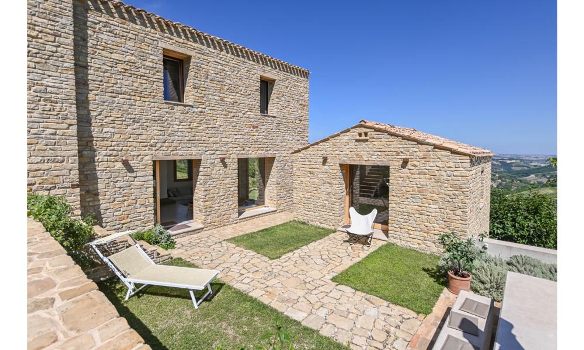 Huis in Cupramontana, Marche 10939998