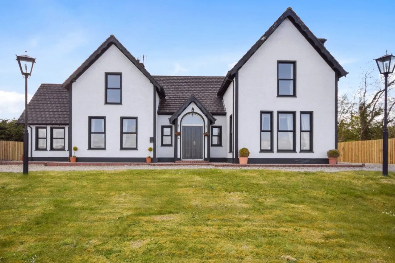 Будинок в , County Donegal 10940189
