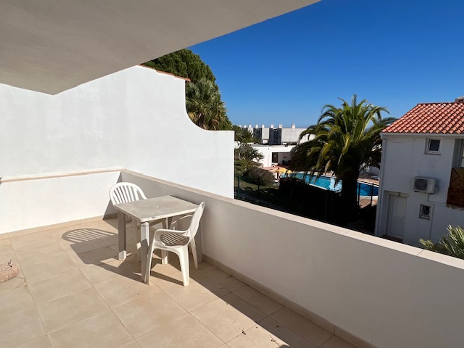 House in Albufeira, Faro District 10940205