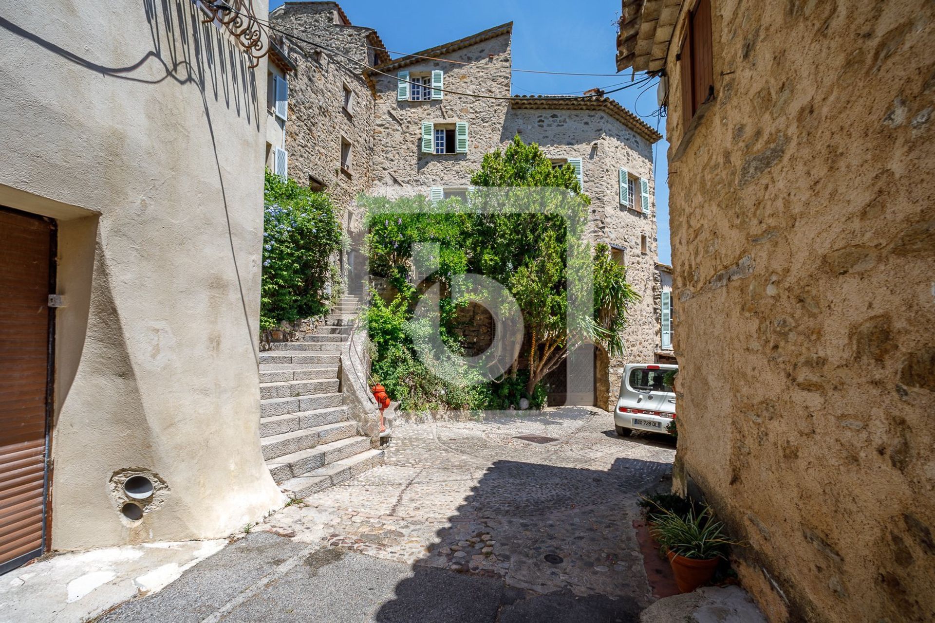 Casa nel Auribeau-sur-Siagne, Provence-Alpes-Côte d'Azur 10940206