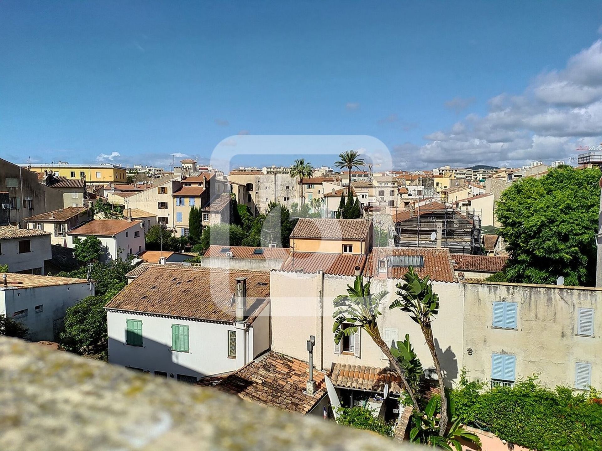 rumah dalam Antibes, Provence-Alpes-Côte d'Azur 10940212