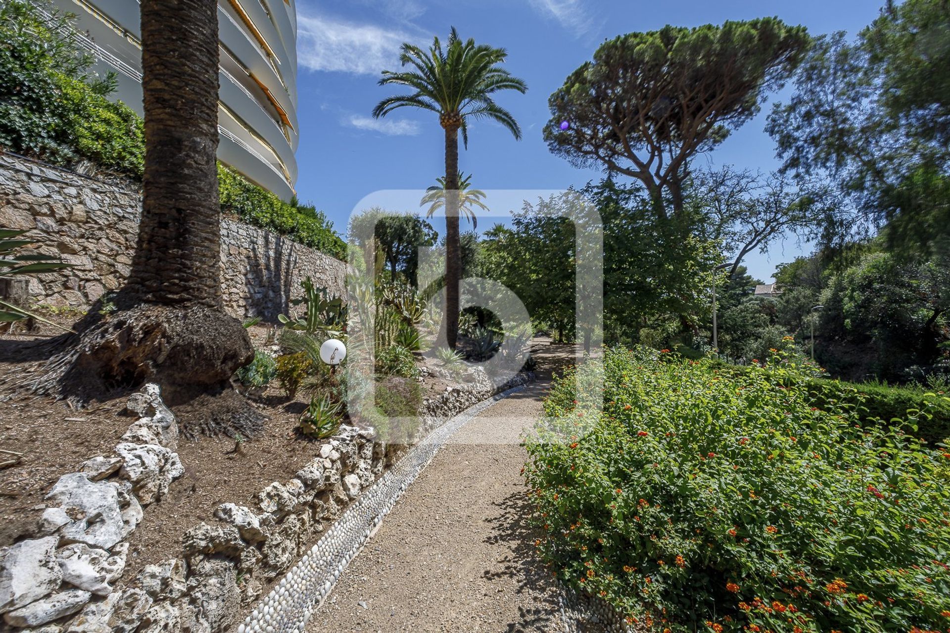 קוֹנדוֹמִינִיוֹן ב Cannes, Provence-Alpes-Côte d'Azur 10940239