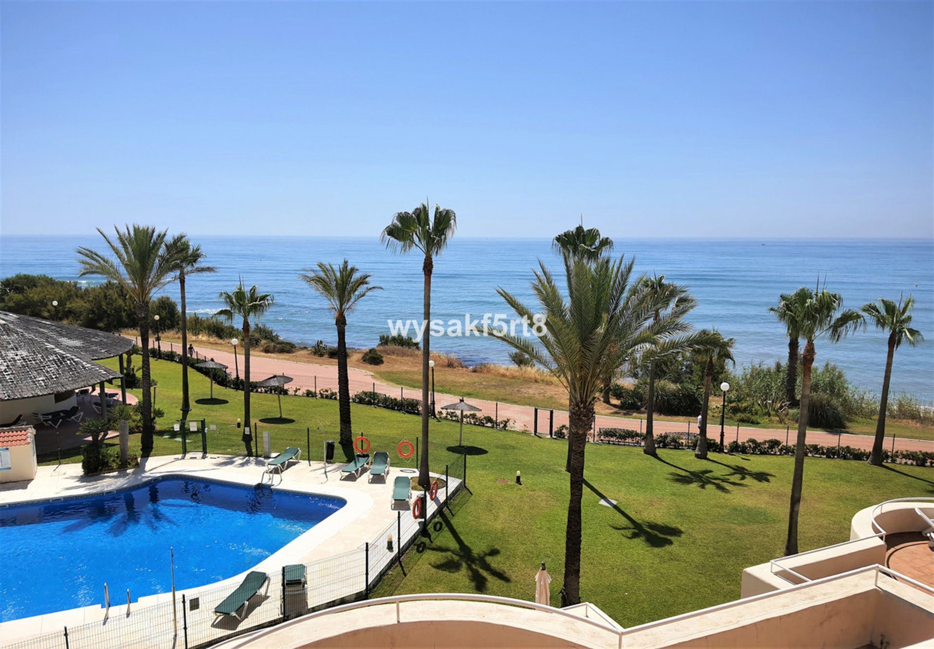 Ejerlejlighed i Estepona, Andalusien 10941253