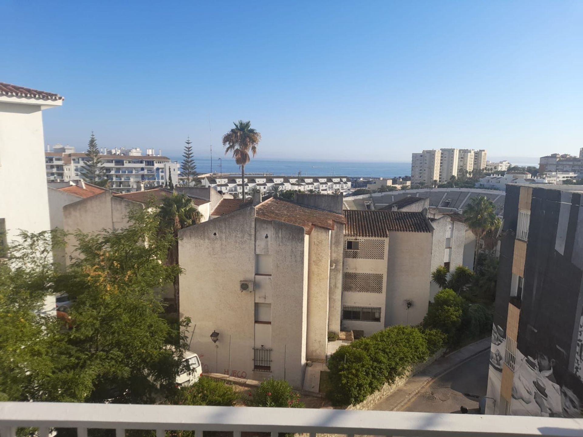 Huis in Estepona, Andalusia 10941420