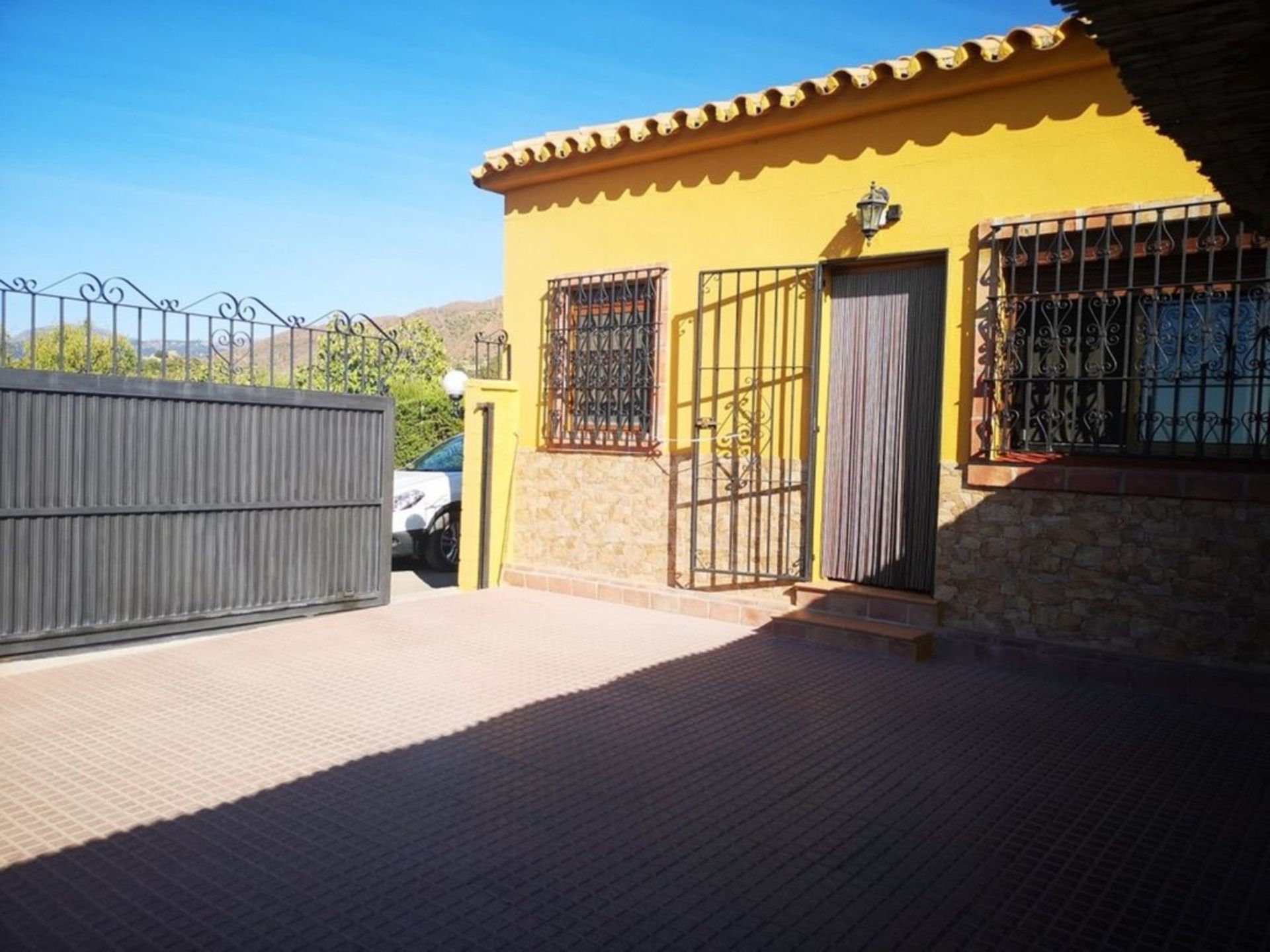 rumah dalam Estepona, Andalusia 10941760