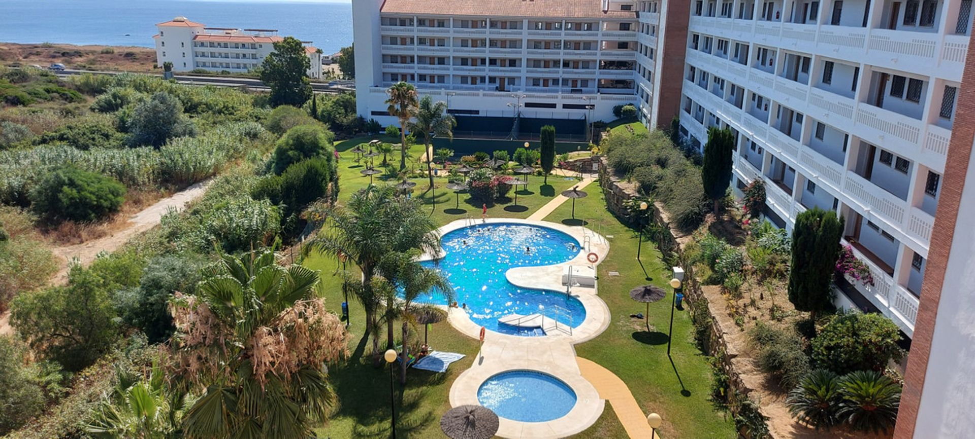 Talo sisään Puerto de la Duquesa, Andalusia 10942144