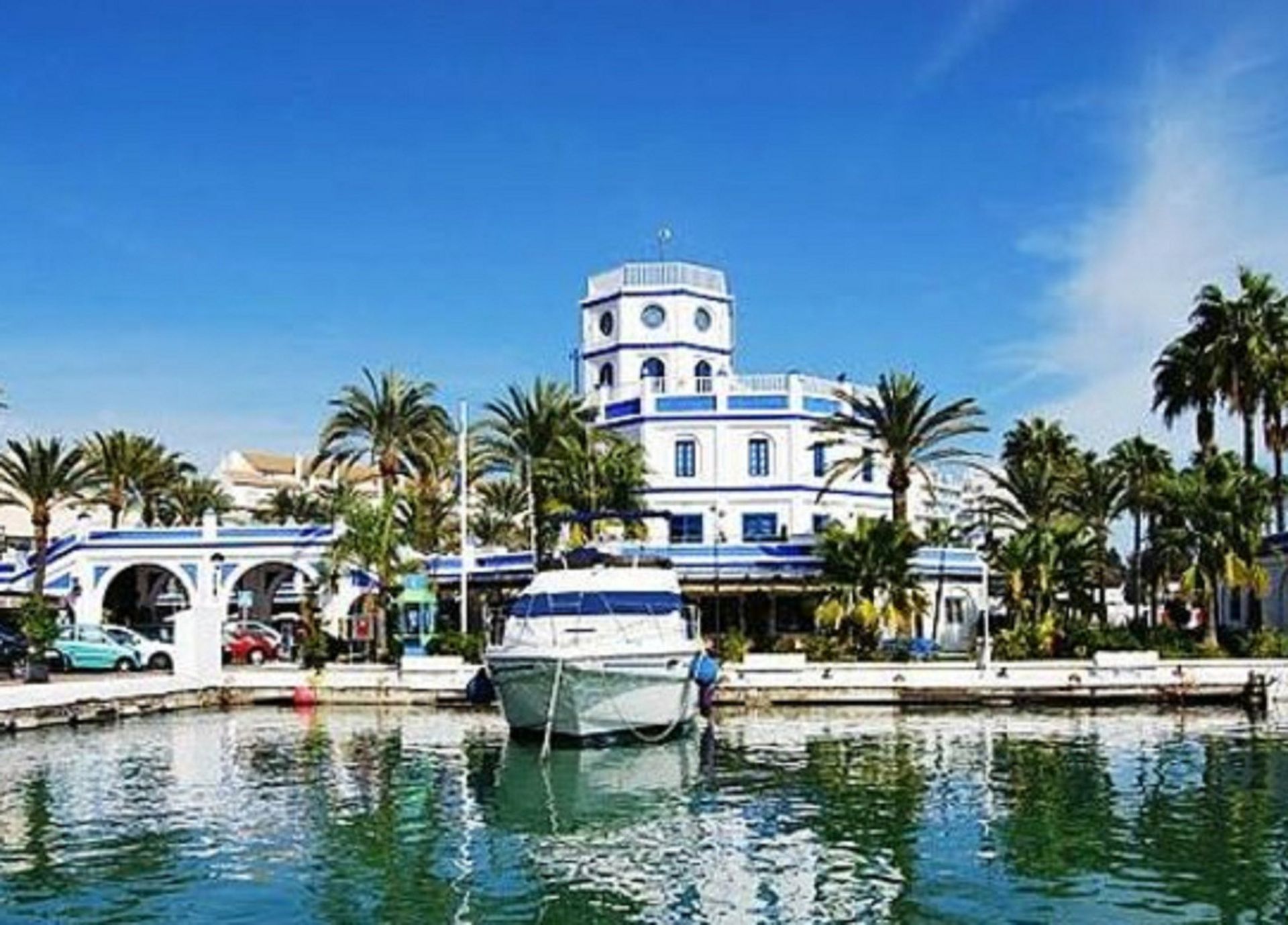 Huis in Estepona, Andalusia 10942186