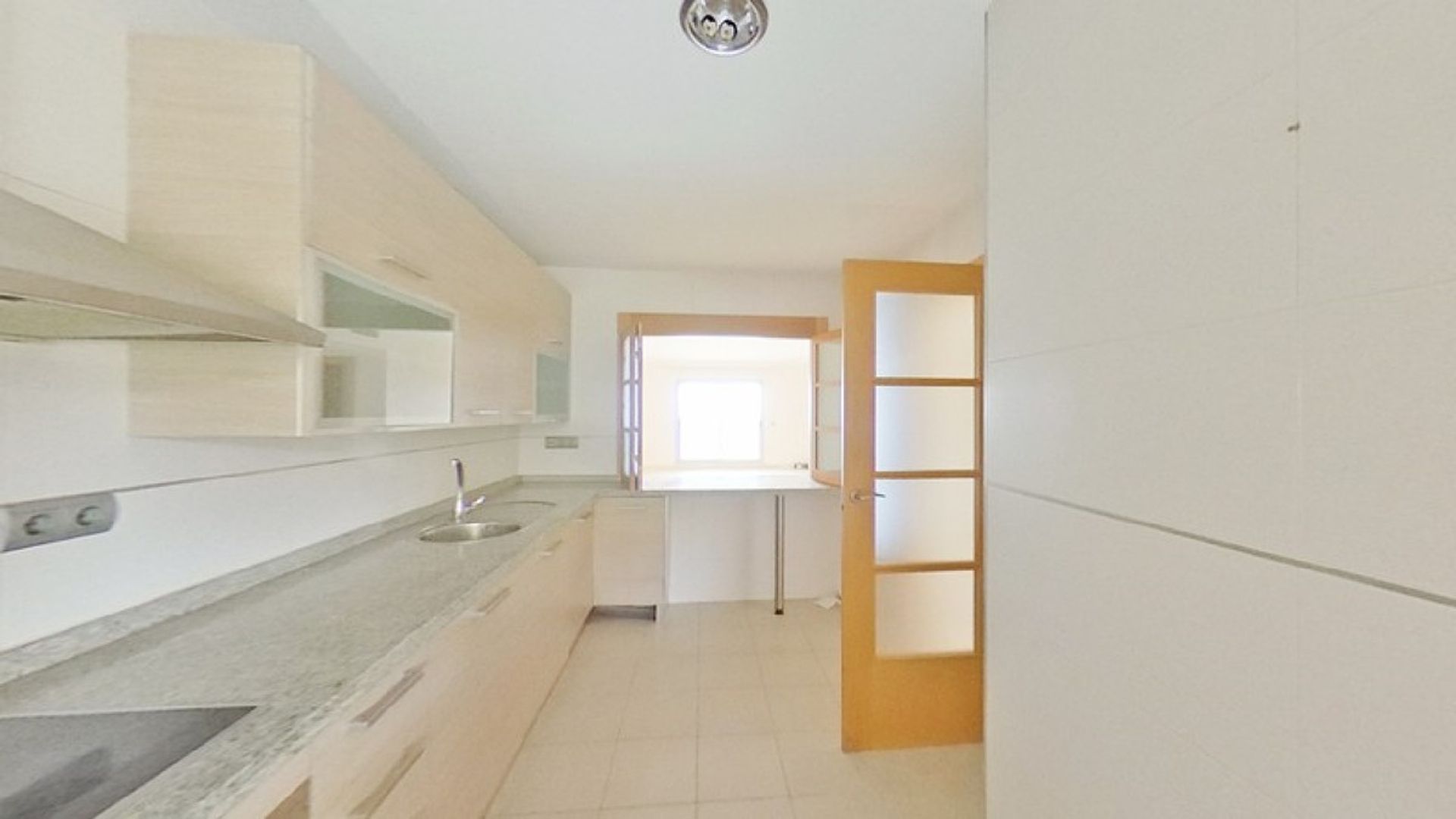 Condominio en Estepona, Andalusia 10942465