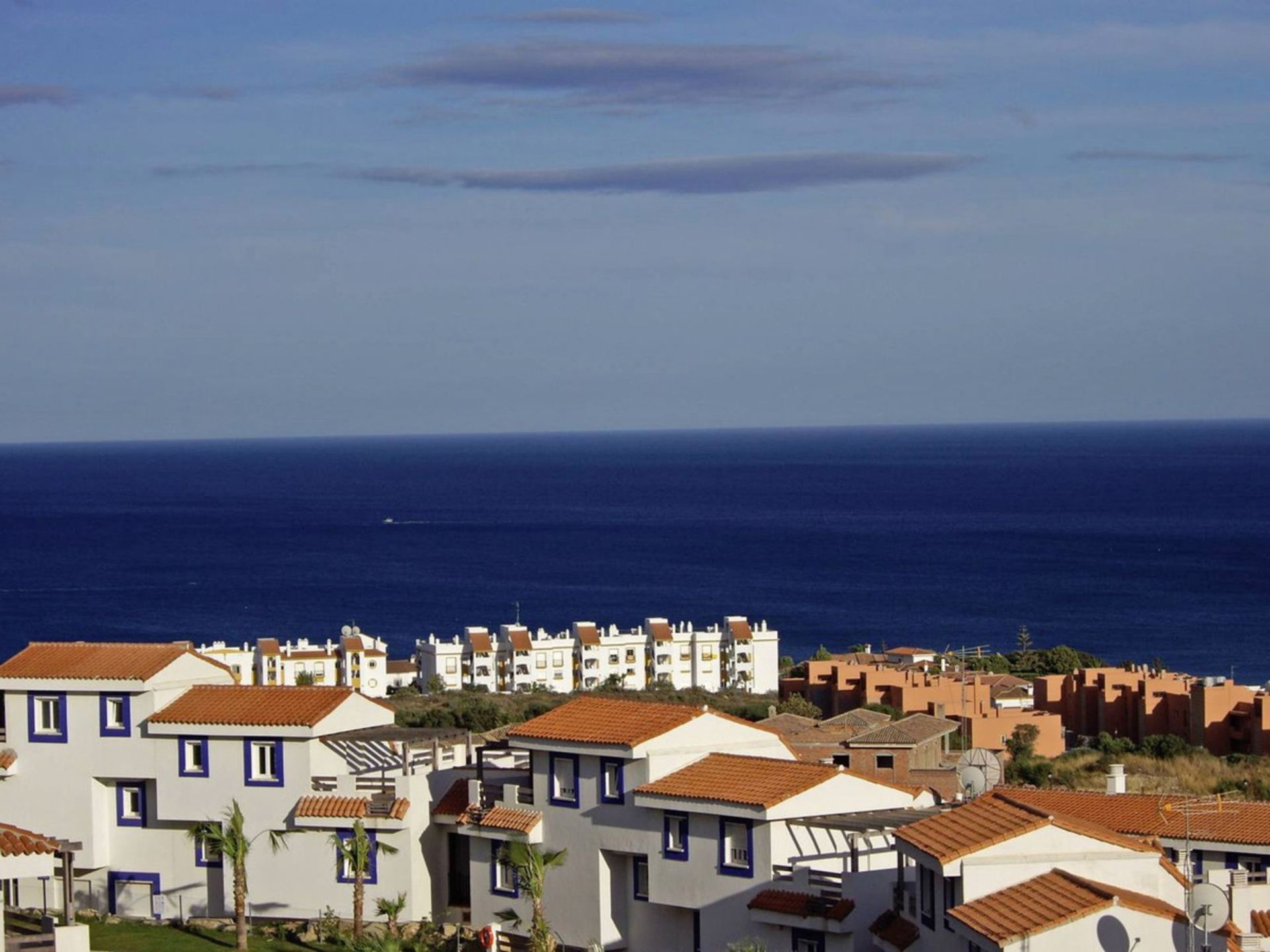 σπίτι σε Puerto de la Duquesa, Andalusia 10942599