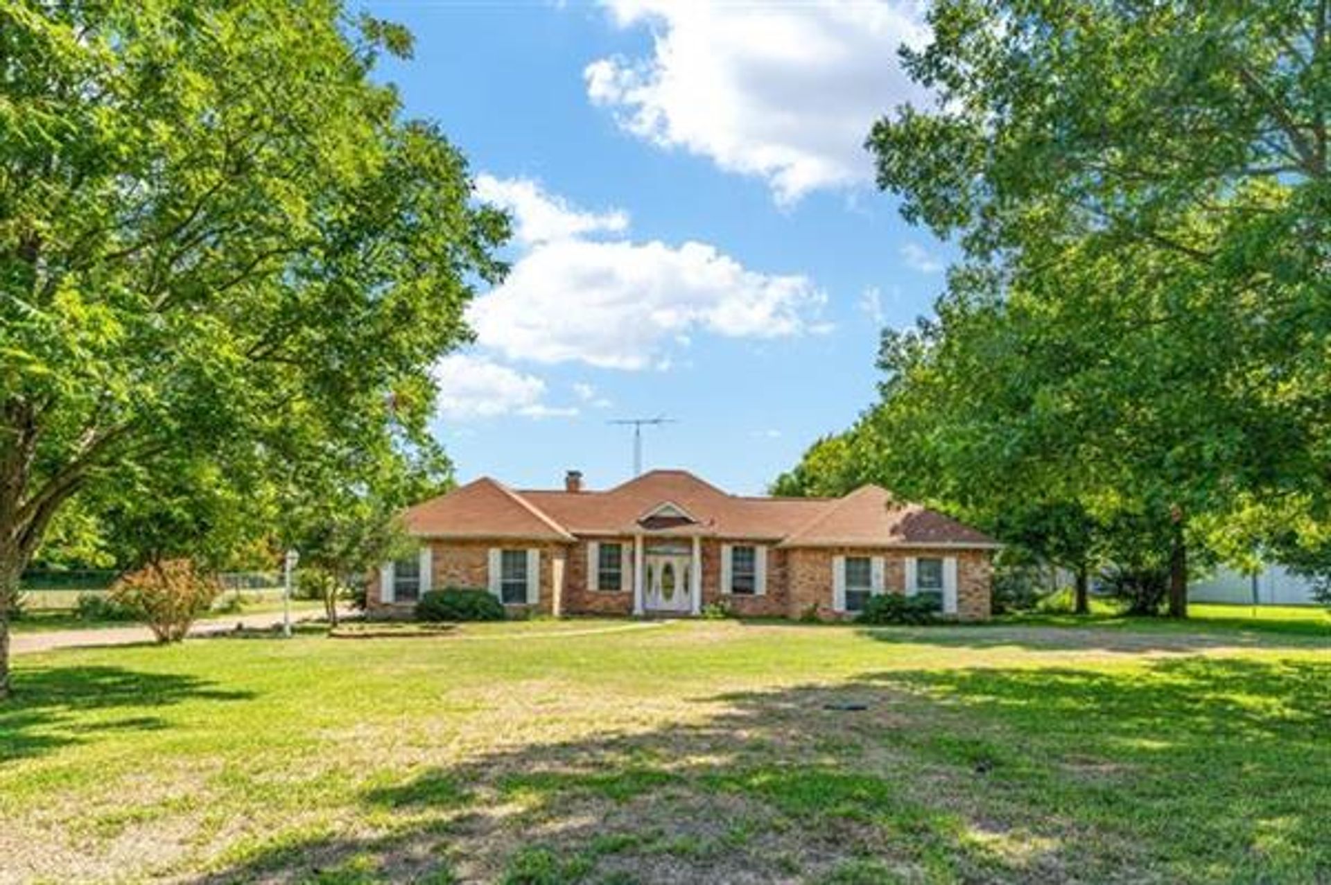 House in Kemp, Texas 10942894