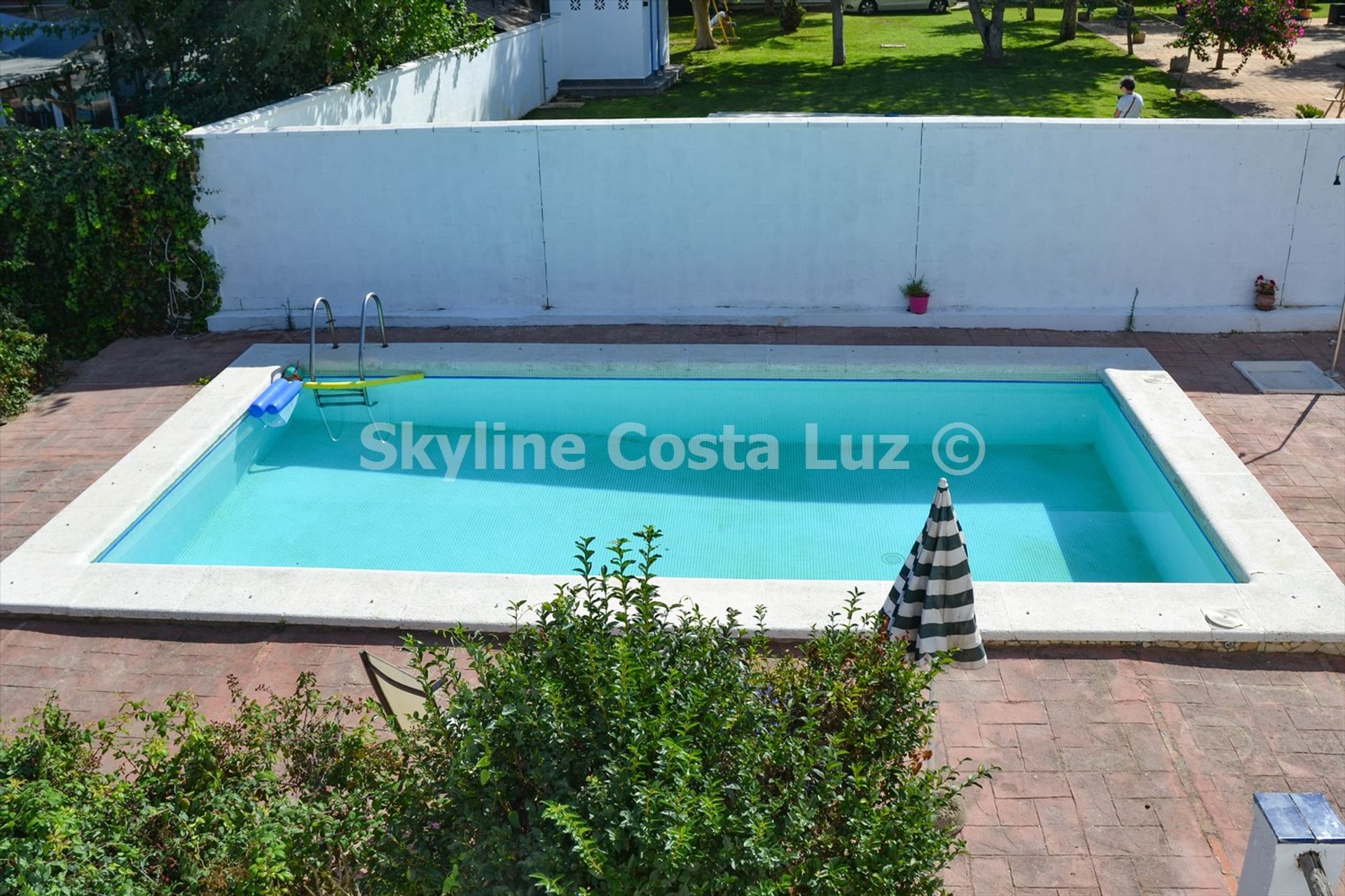 Casa nel Chiclana de la Frontera, Andalucía 10943209