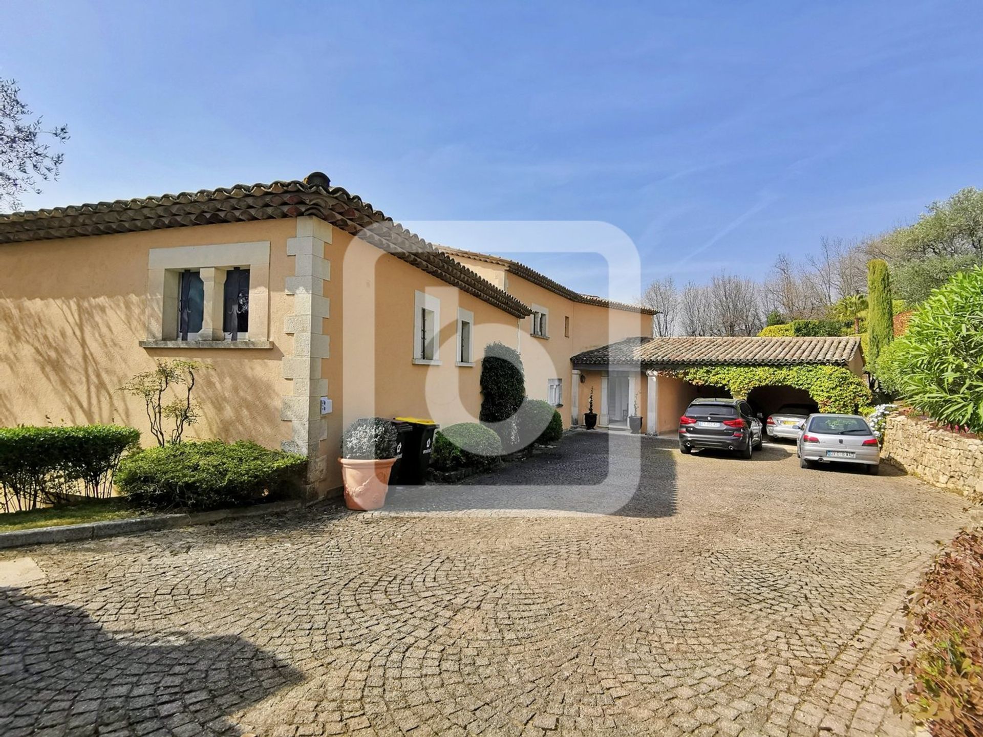 Huis in Châteauneuf, Provence-Alpes-Côte d'Azur 10943585