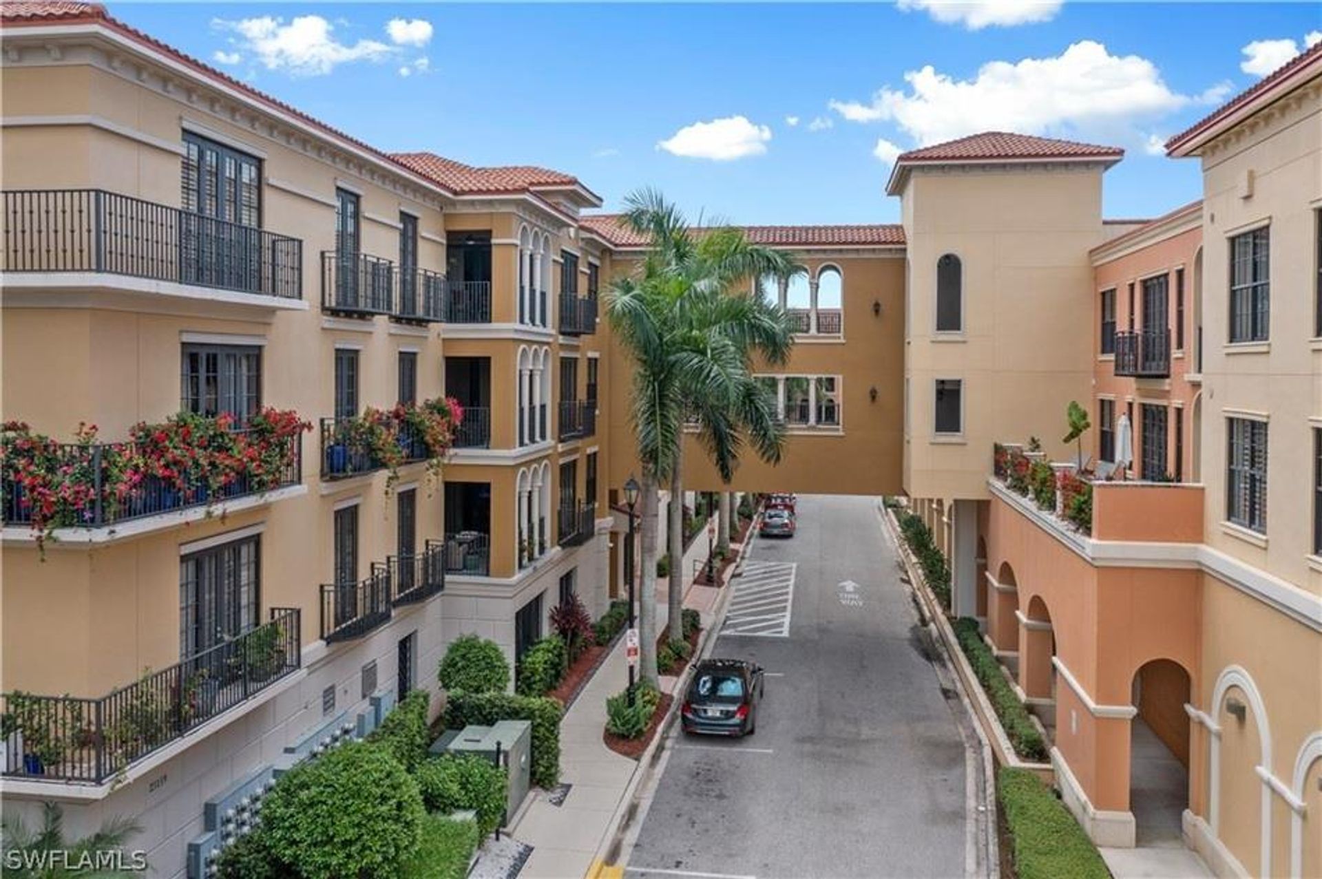 Condominio nel Estero, Florida 10944008