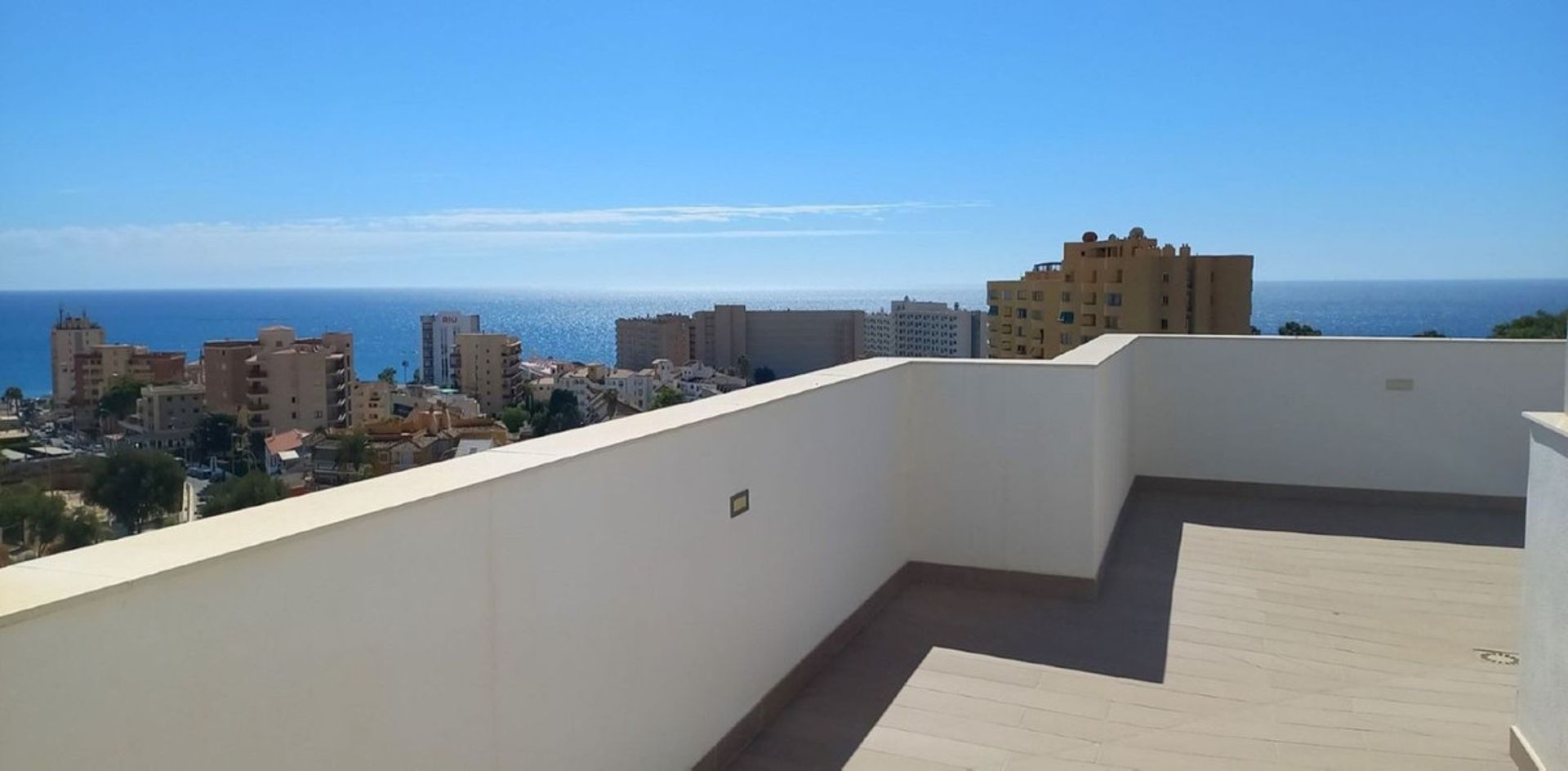 Condominio en Torremolinos, Andalucía 10944066