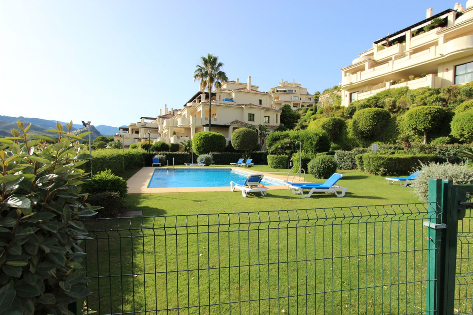 Condominium dans Benahavís, Andalousie 10944069