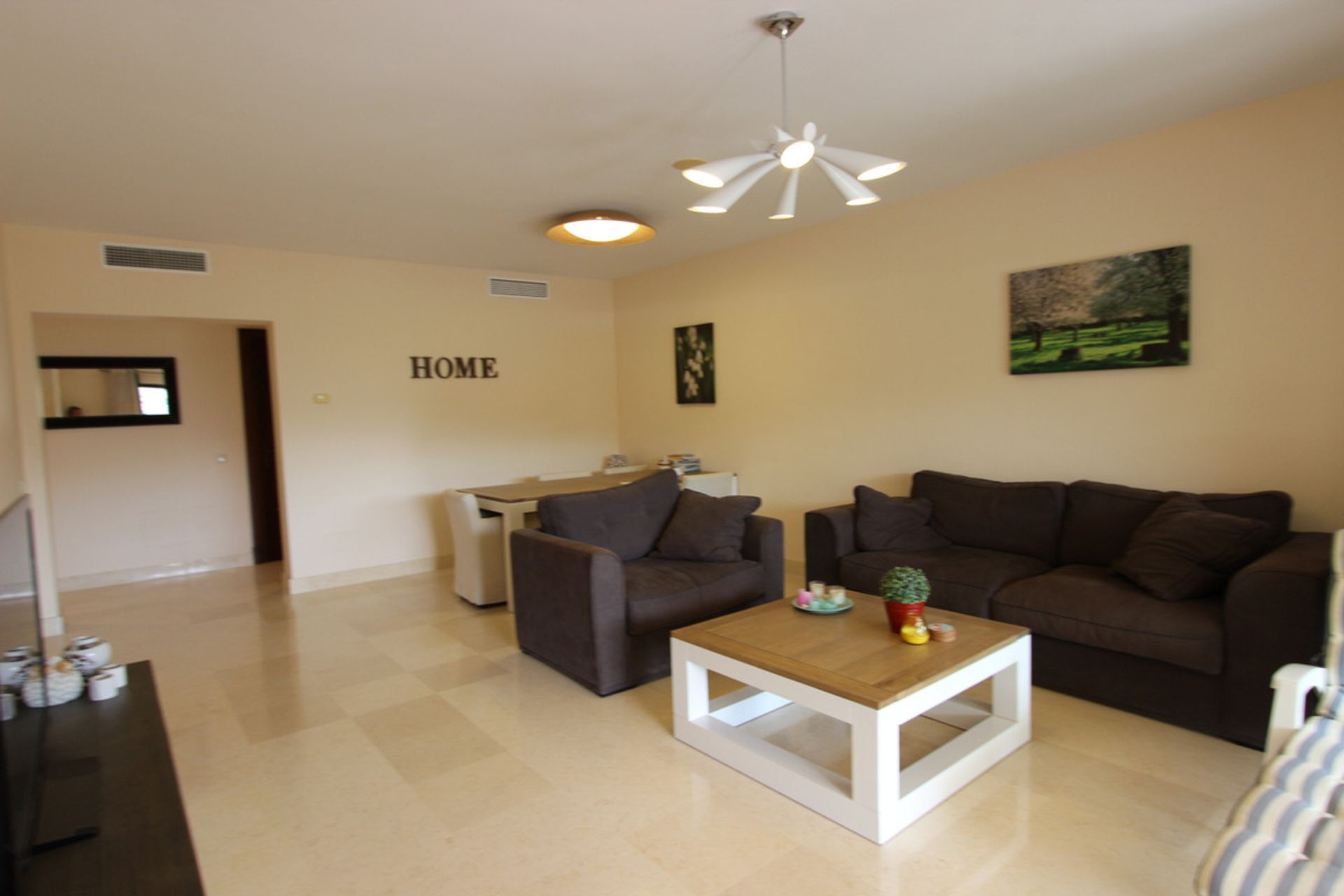 Condominium dans Benahavís, Andalousie 10944069