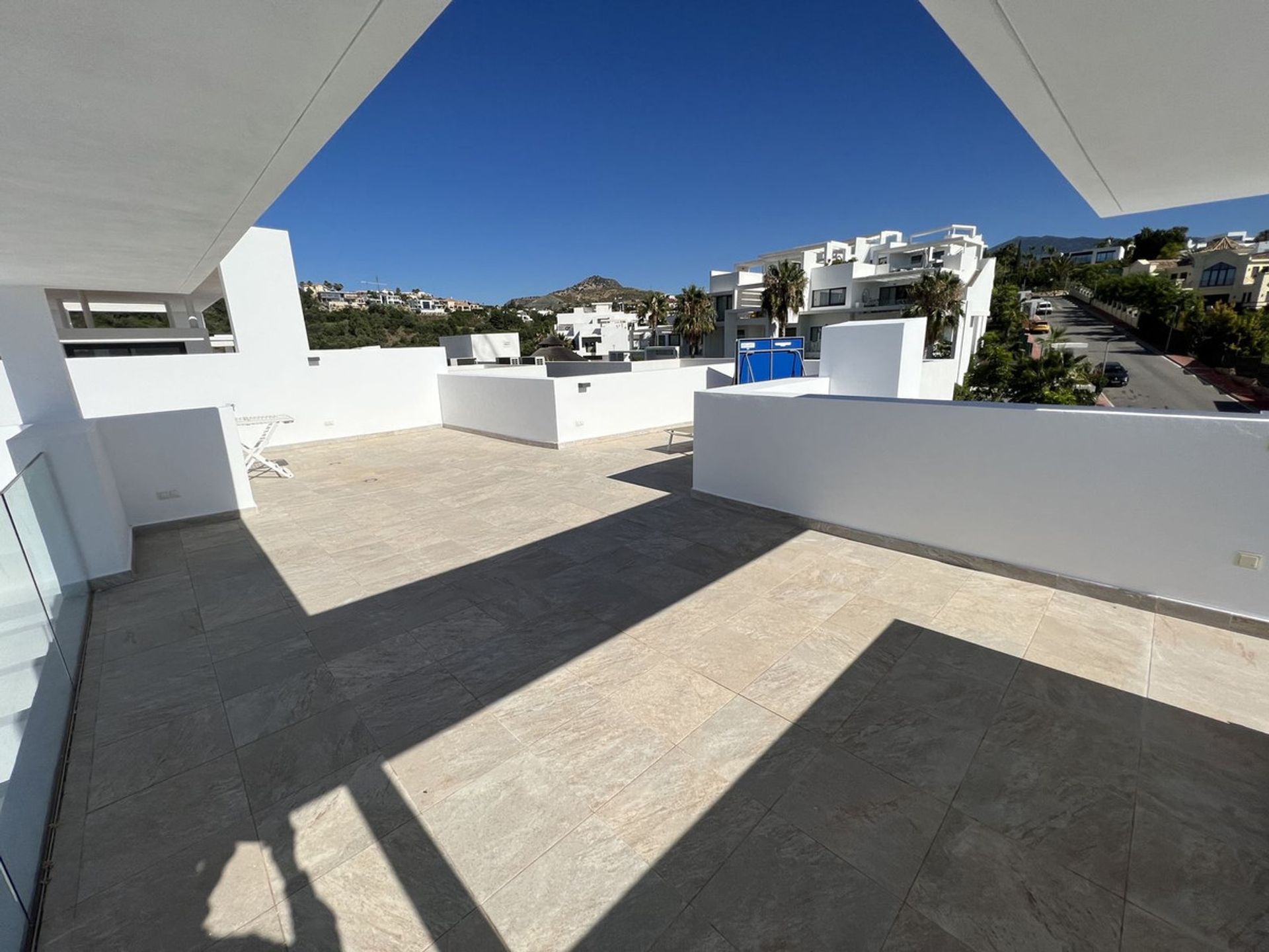 Condominium in Benahavís, Andalusia 10944124