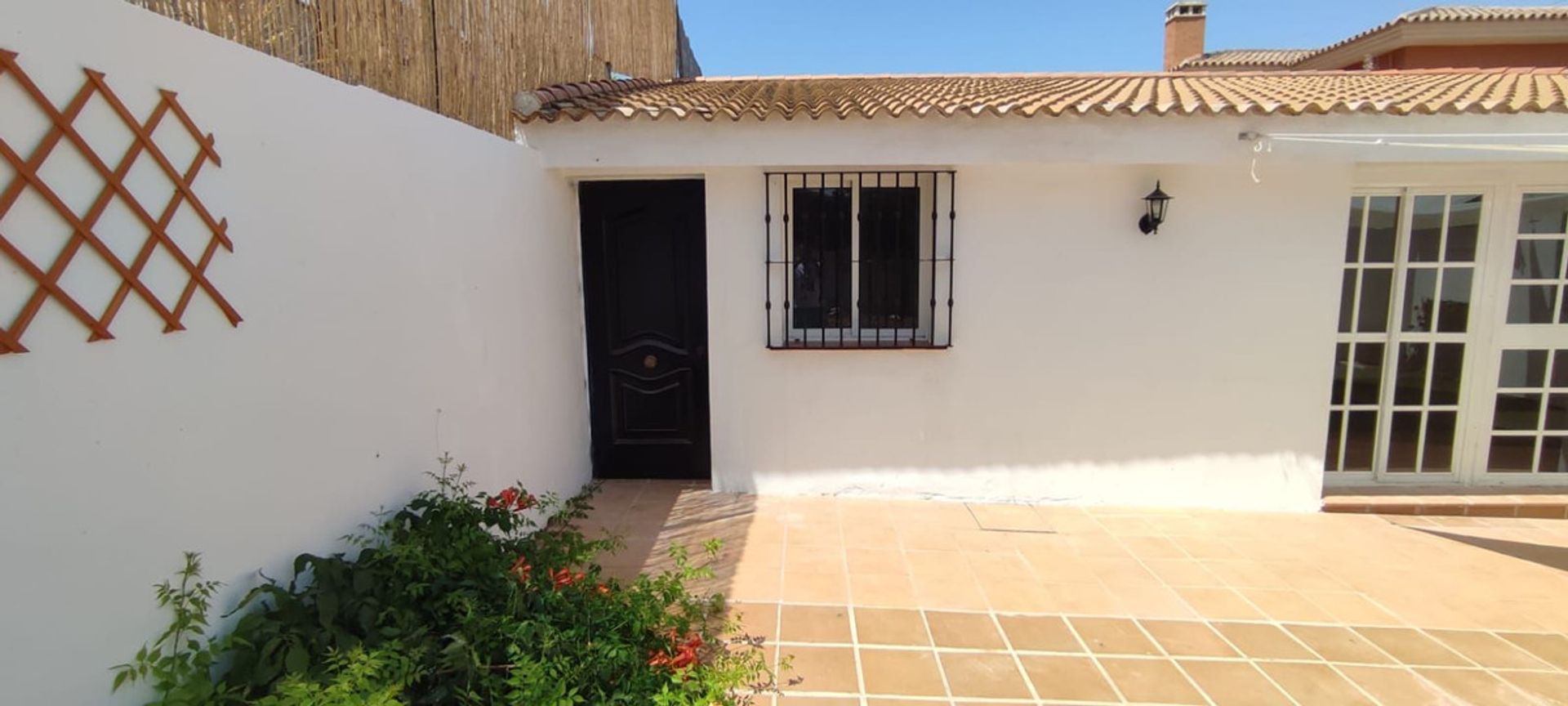 House in Alhaurín de la Torre, Andalusia 10944182